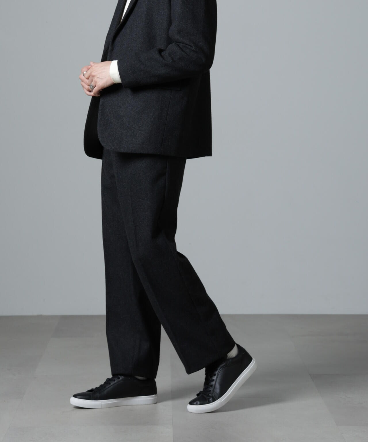 ヘリンボーンストレートスラックス(セットアップ可) | NANO universe