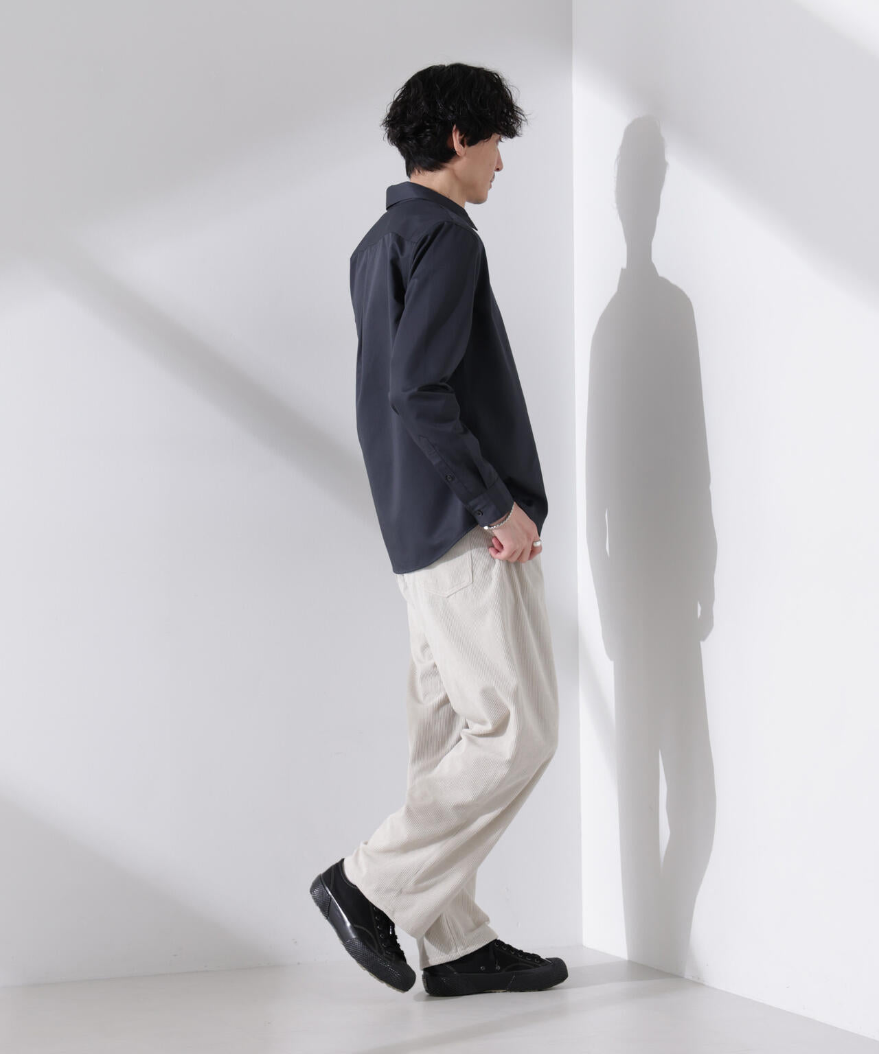 jisです スタンダードレギュラーカラーシャツ/長袖 | NANO universe