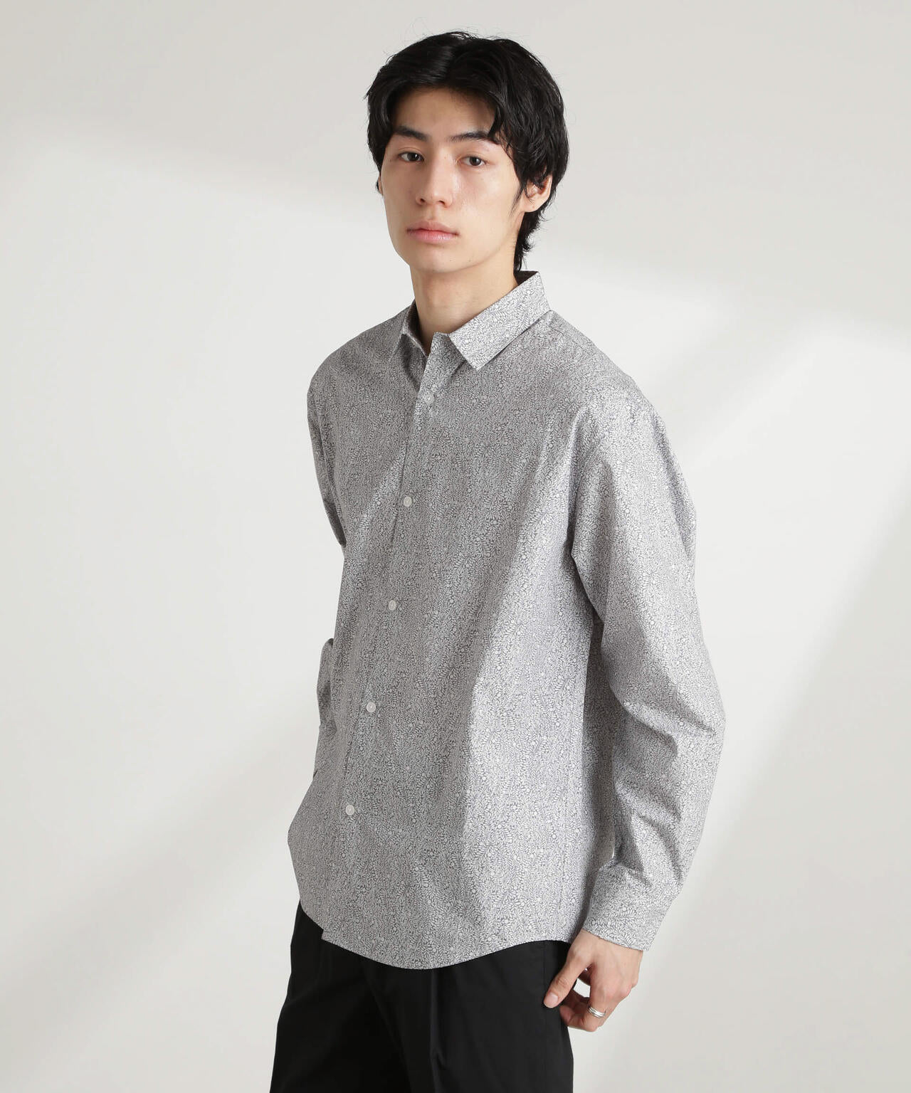 フラワーパターン 長袖シャツ cussil/クシル】フラワーパターンドレープルーズシルエット2WAY