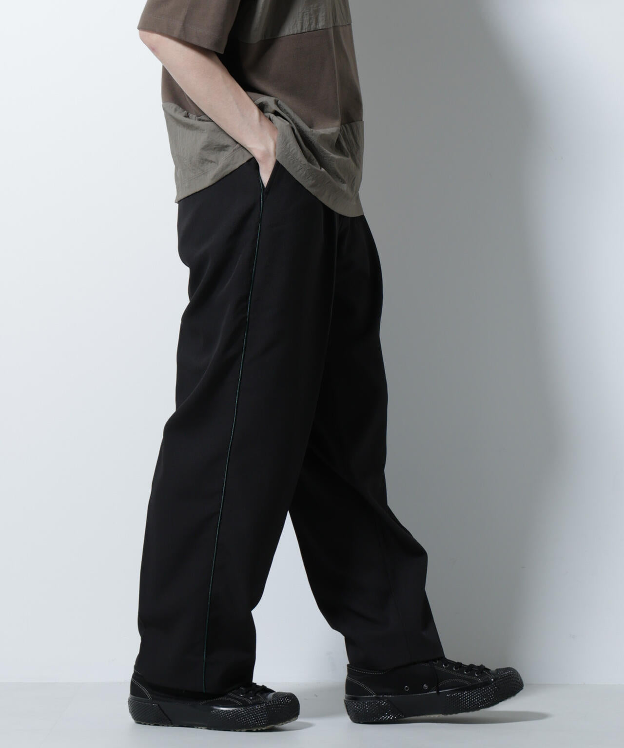 toamam♭36 イージー側章スラックス | NANO universe（ナノ・ユニバース