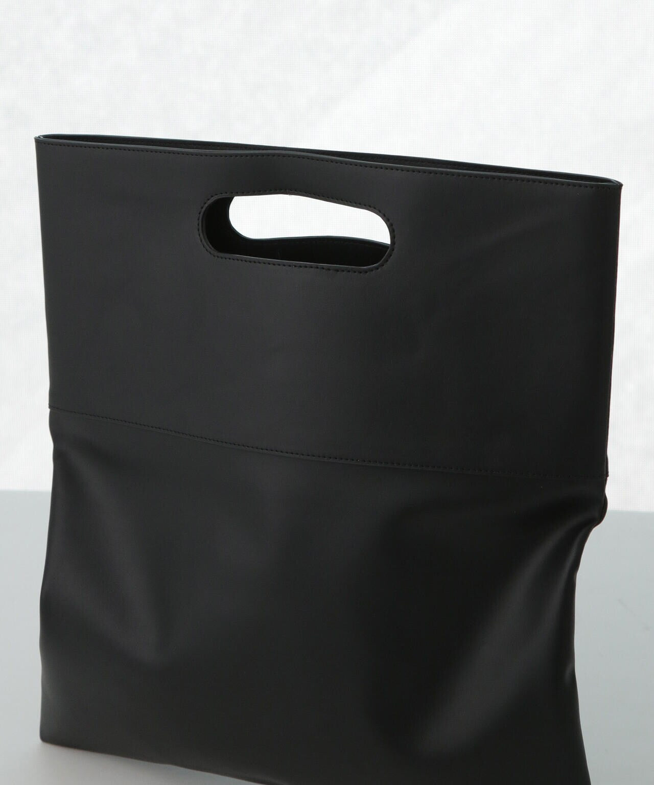 【極美品】★ナノユニバース＆OGAWAコラボ★メンズМサイズ★２ＷＡＹ★ブラック Amazon | [ナノ・ユニバース] WEB限定 シンセティックレザー