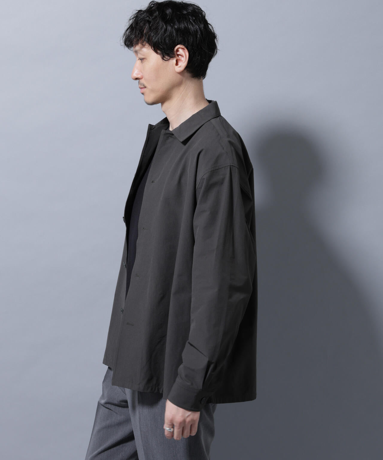 ストレッチワイドシャツブルゾン(セットアップ可) | NANO universe