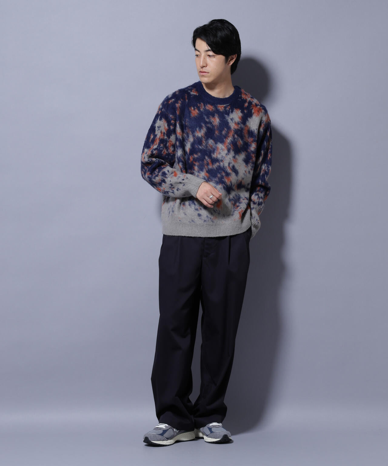 アート柄クルーネックニット2 ブライトカラー