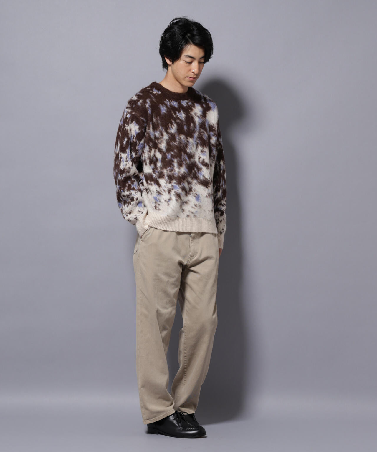 アート柄クルーネックニット2 ブライトカラー