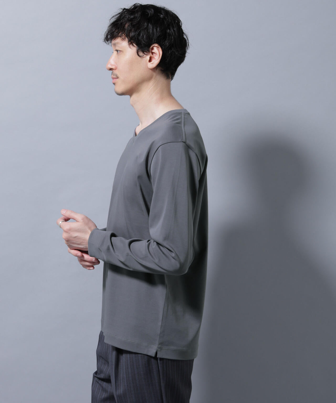 アンチスメルVネックTシャツ 長袖