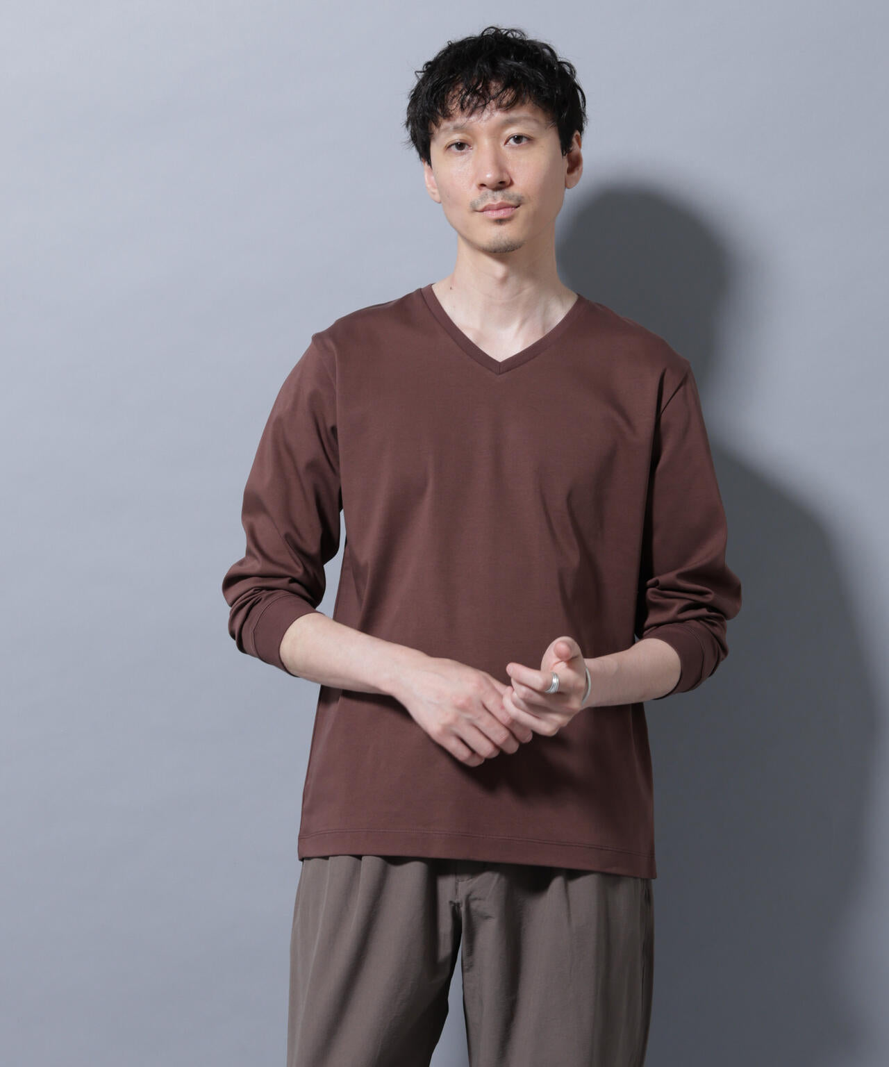 アンチスメルVネックTシャツ 長袖