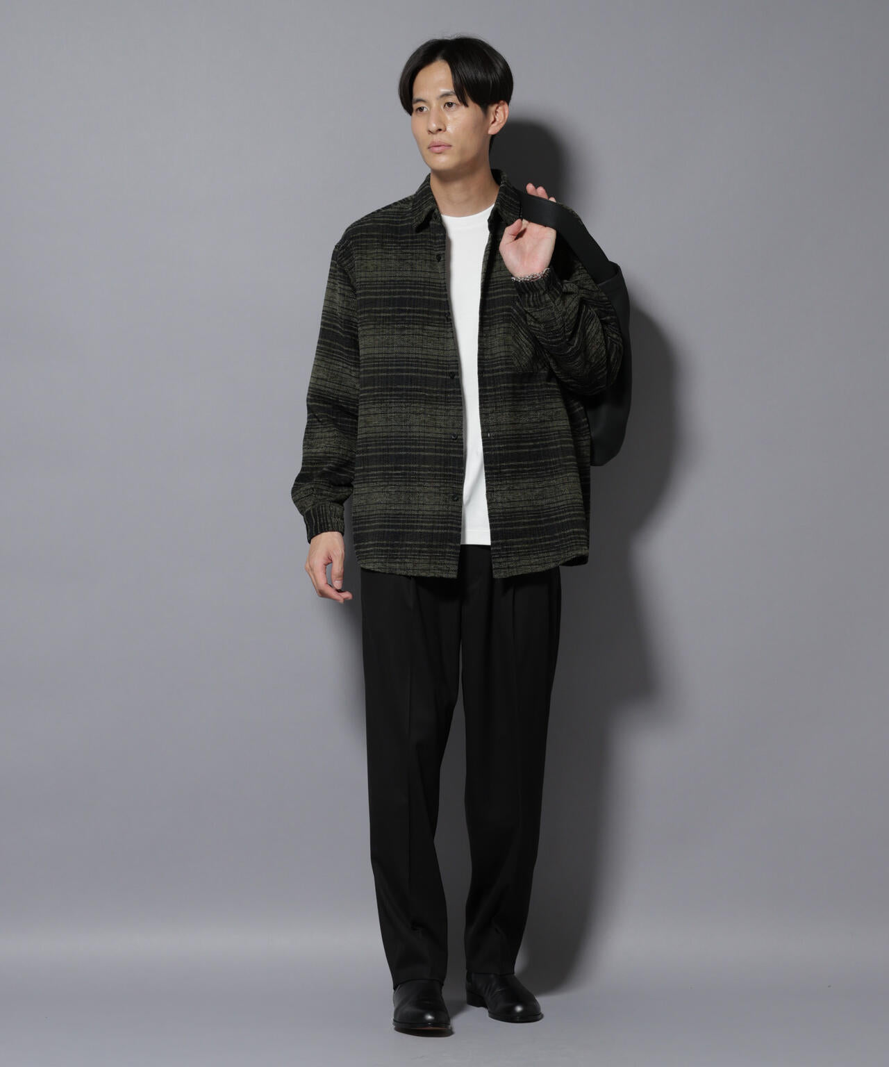 微起毛ワイド2タックテーパードパンツ