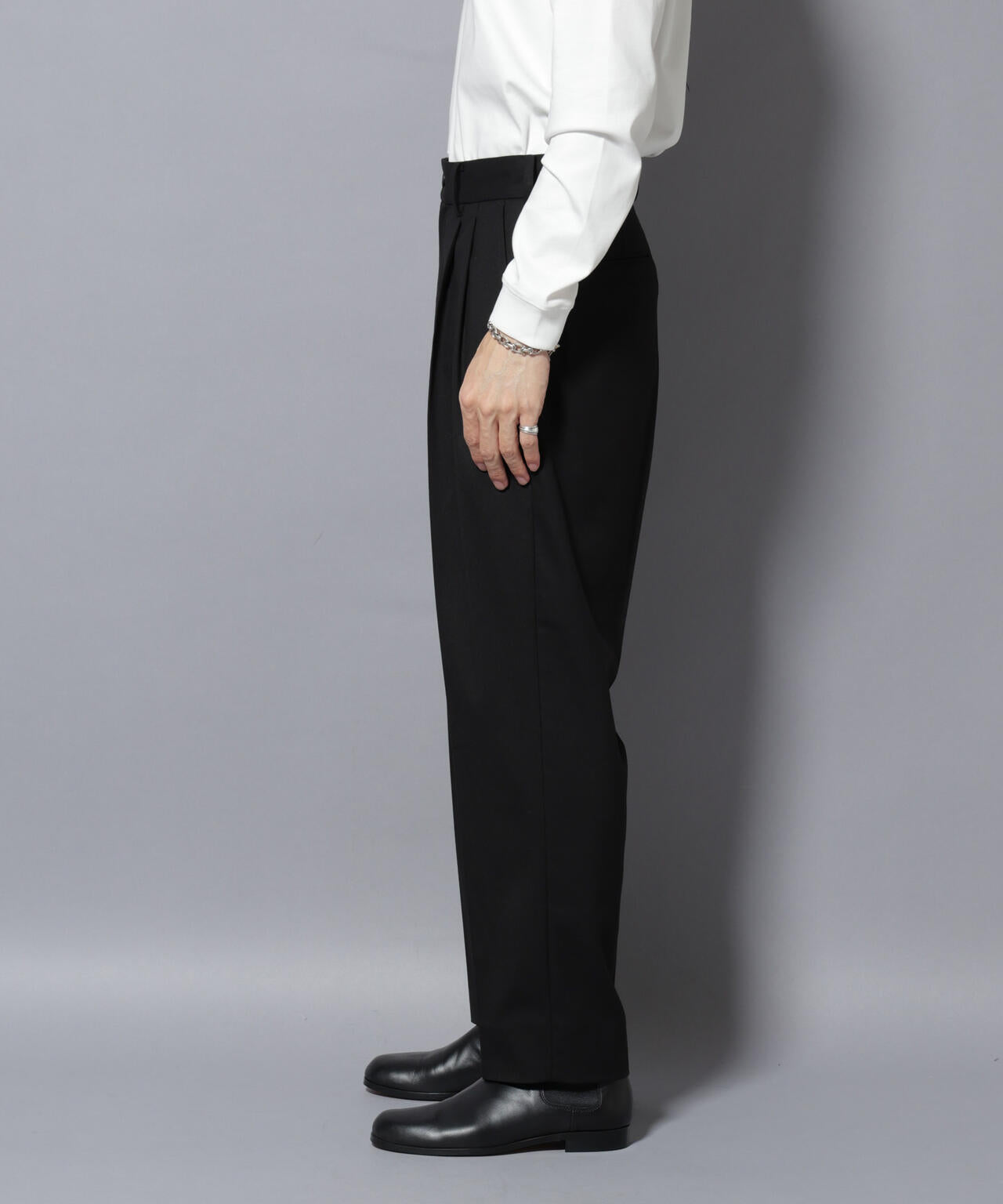 微起毛ワイド2タックテーパードパンツ