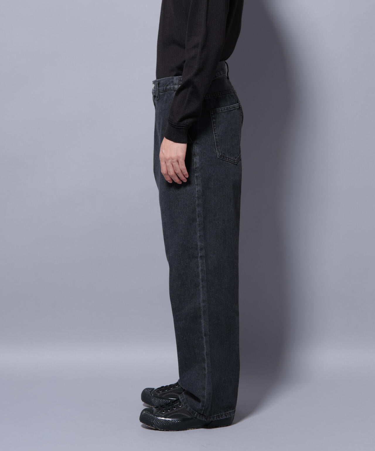 イージーバギーパンツ