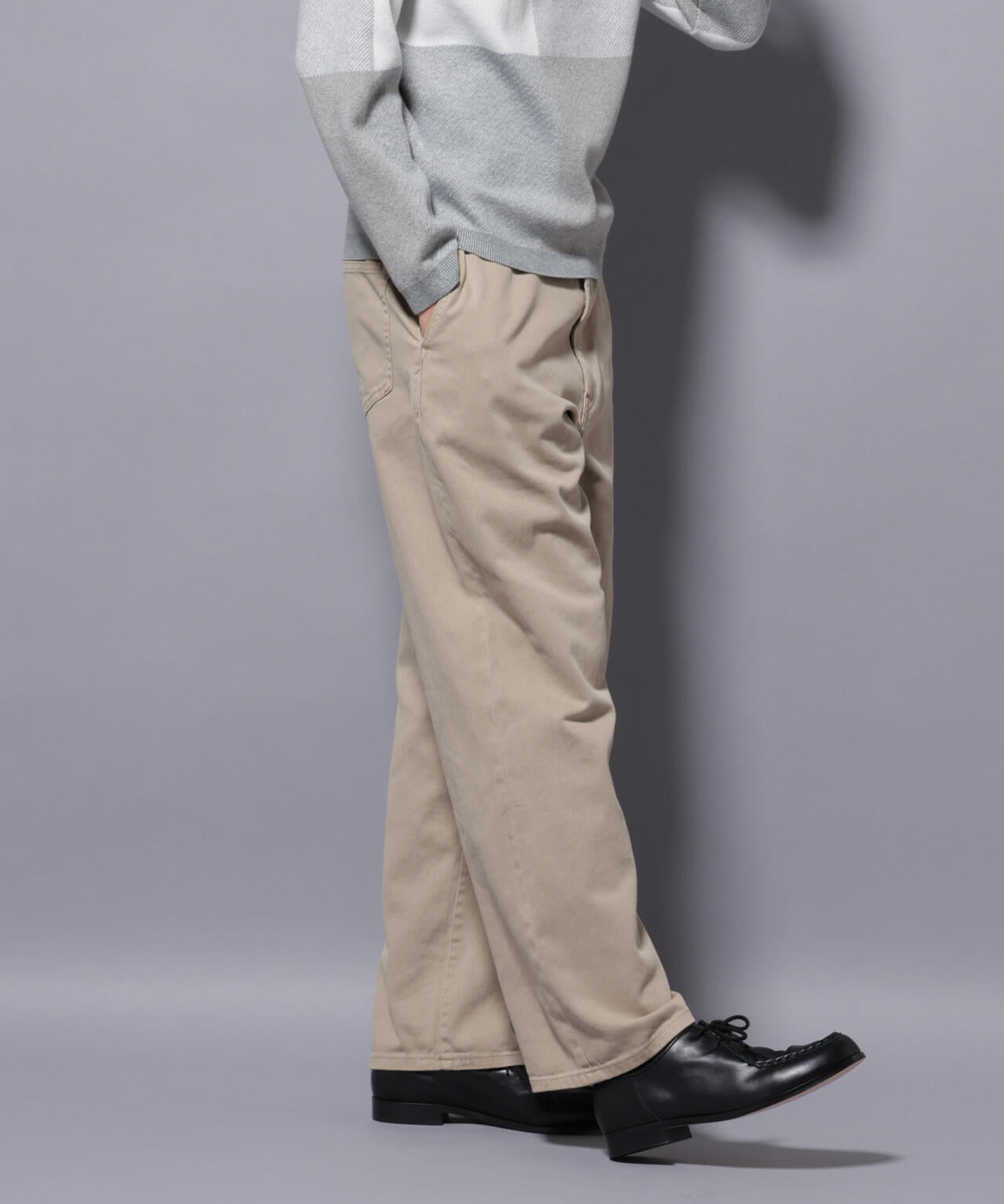 イージーバギーパンツ