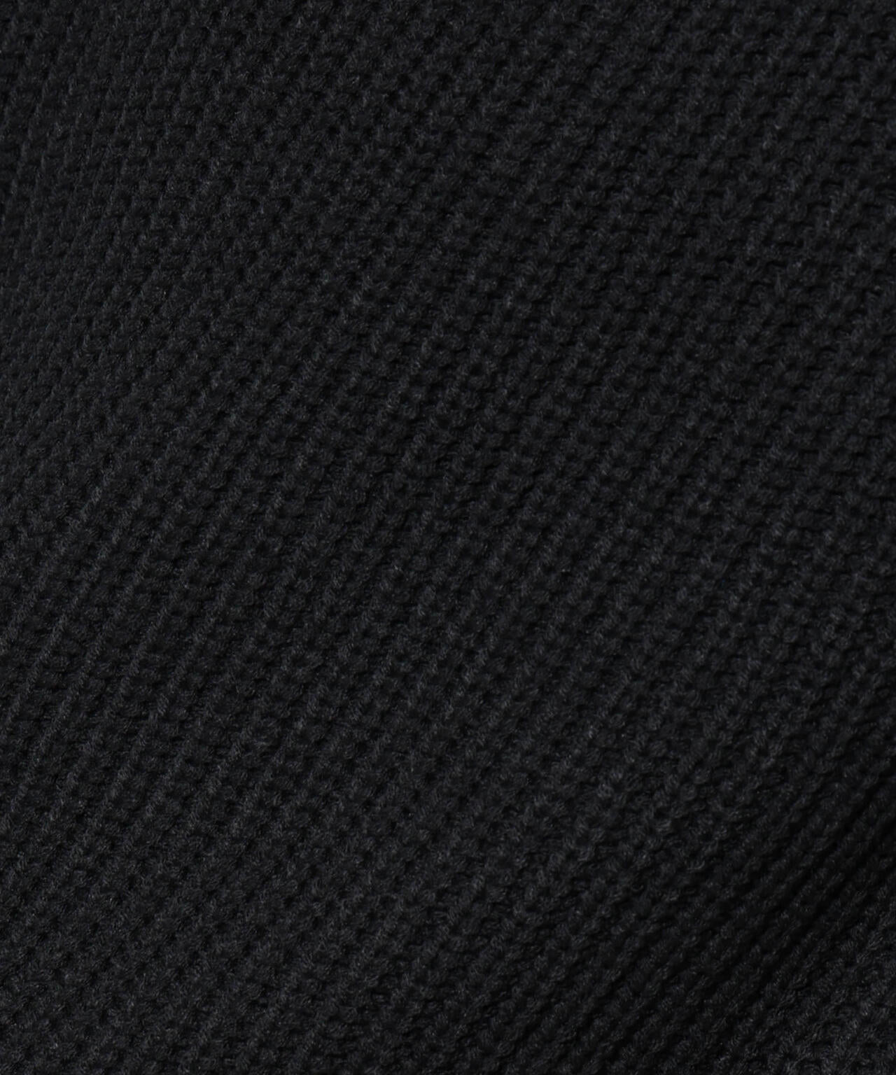 ローゲージタートルニット