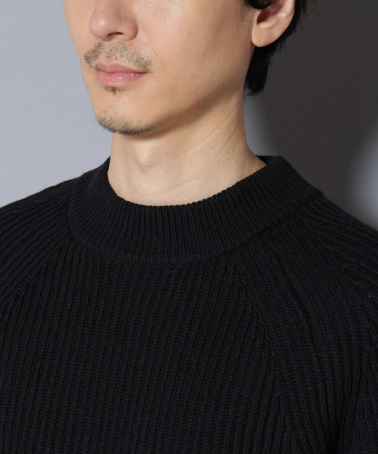 コットンMIXバルキーモックネックニット