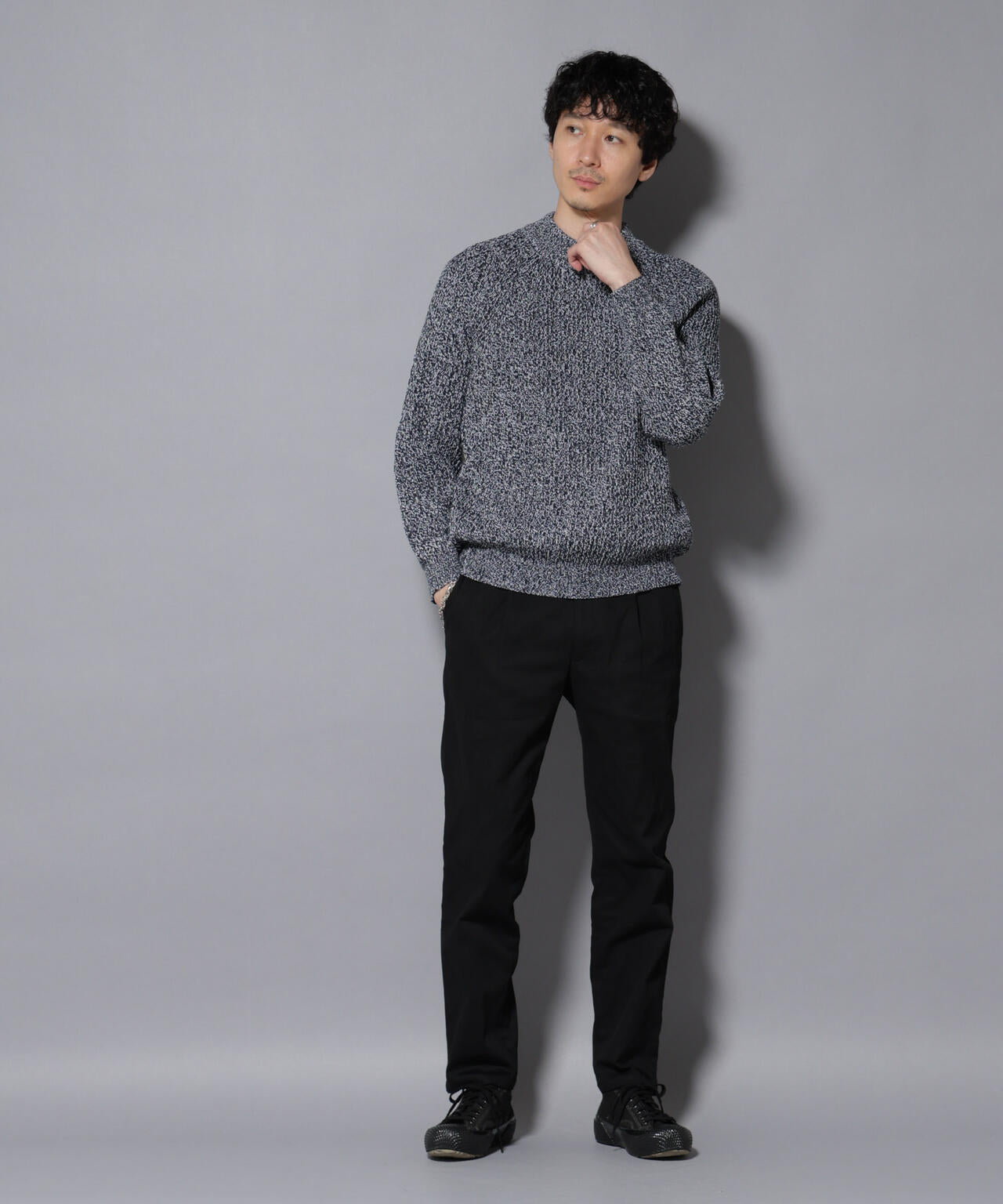 コットンMIXバルキーモックネックニット