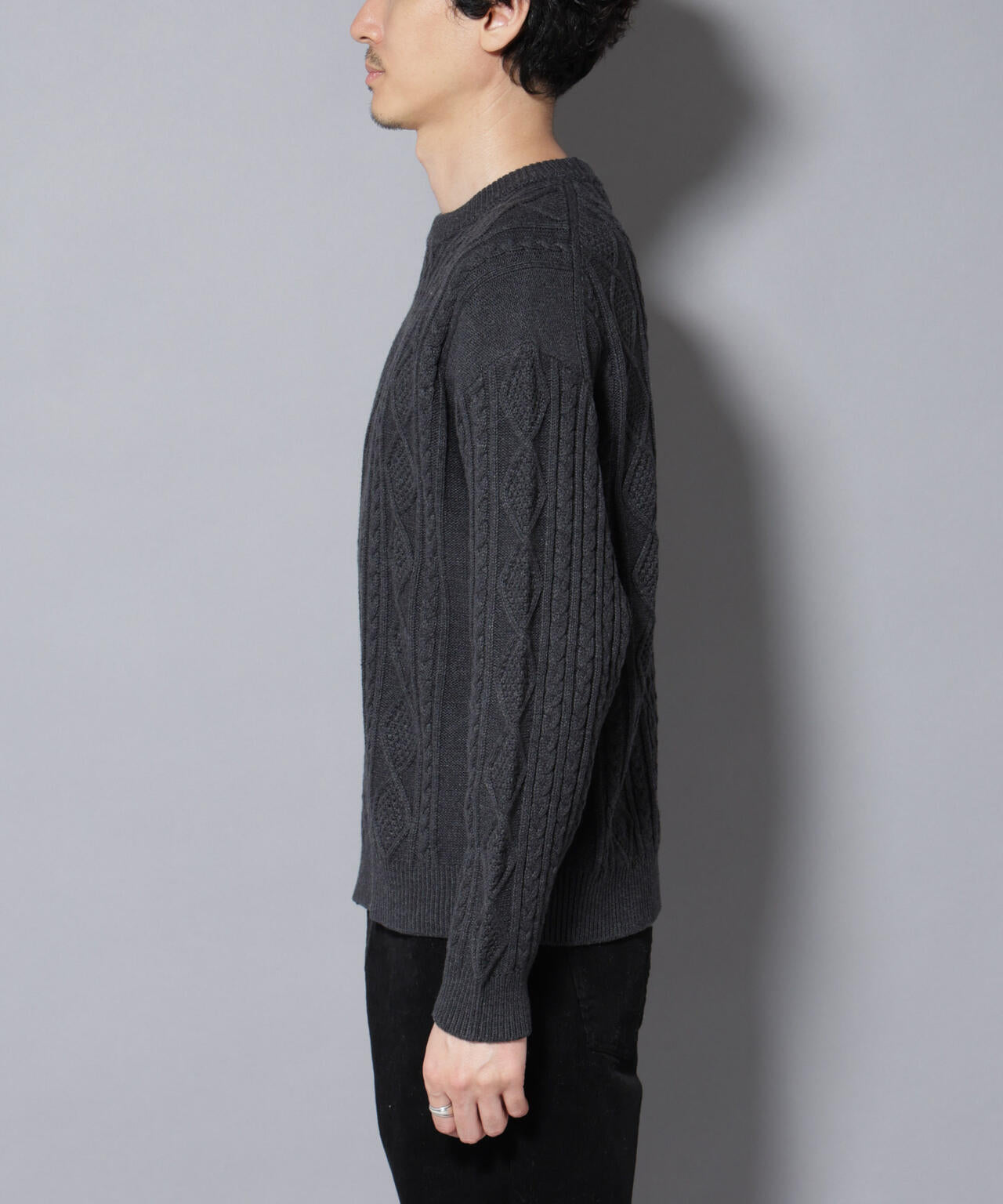 コットンMIXバルキーケーブルニット