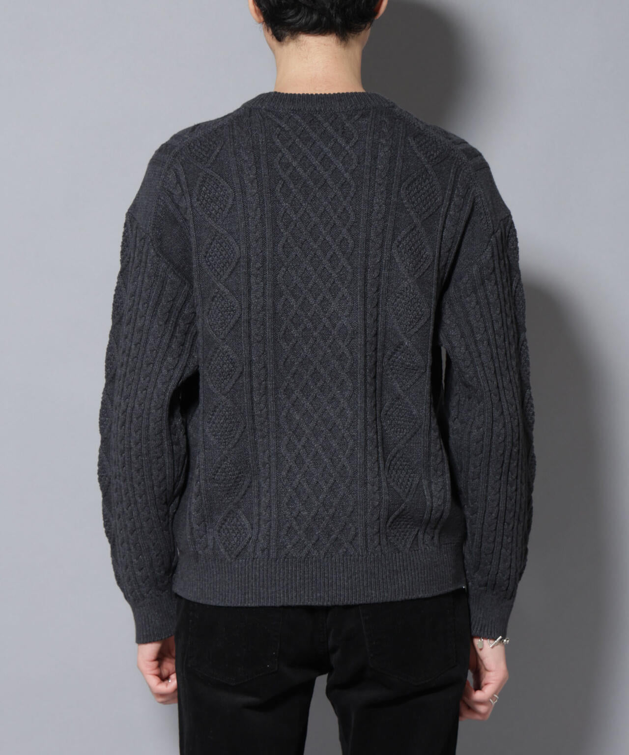 コットンMIXバルキーケーブルニット