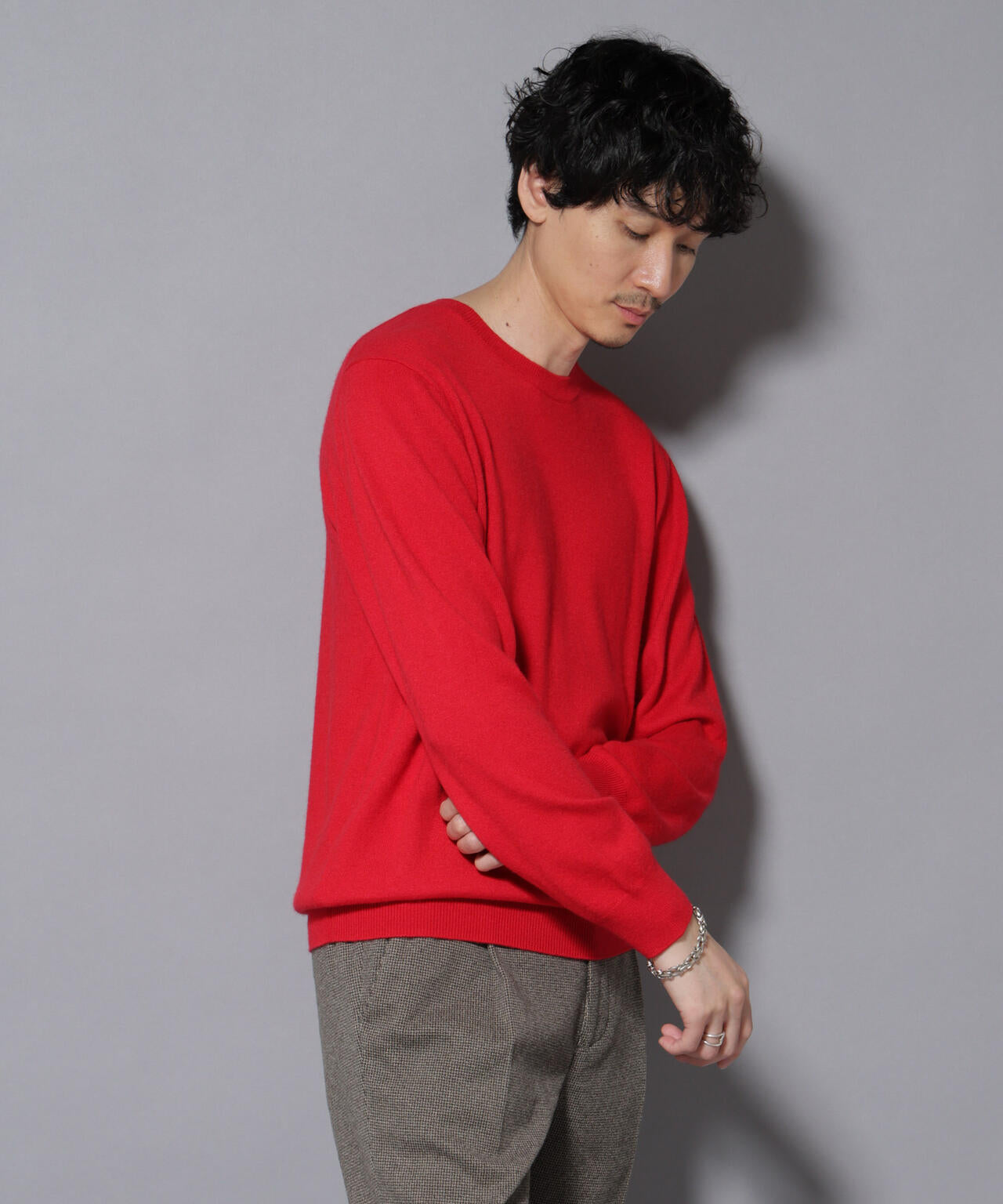 カシミヤミックスクルーネックニット