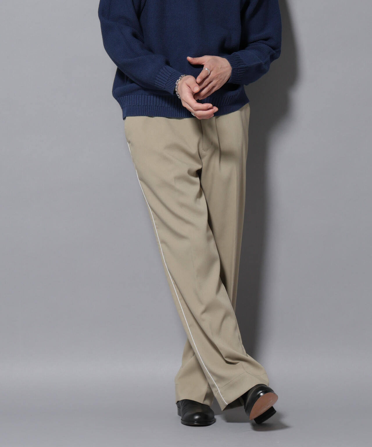 ウォーム側章ストレートスラックス