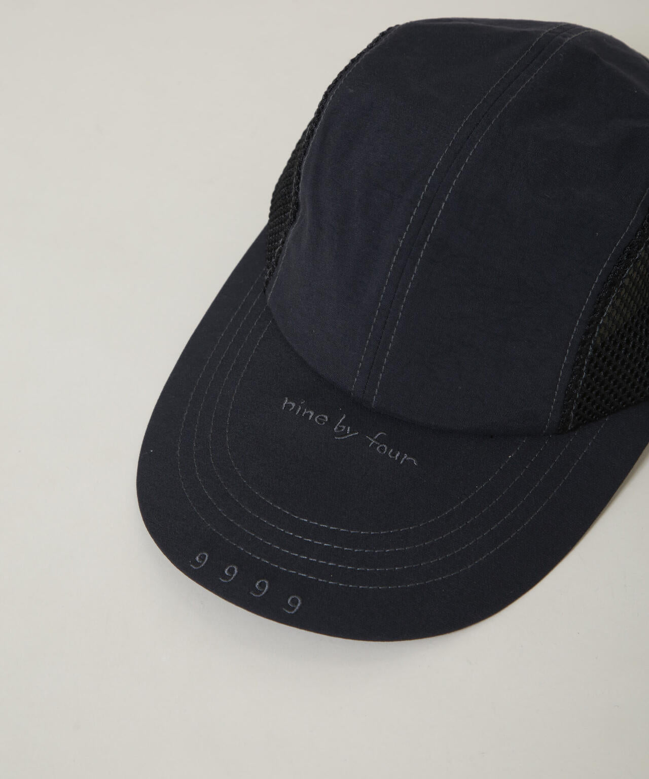 nine by four/94 WR NYLON & MESH 4P CAP