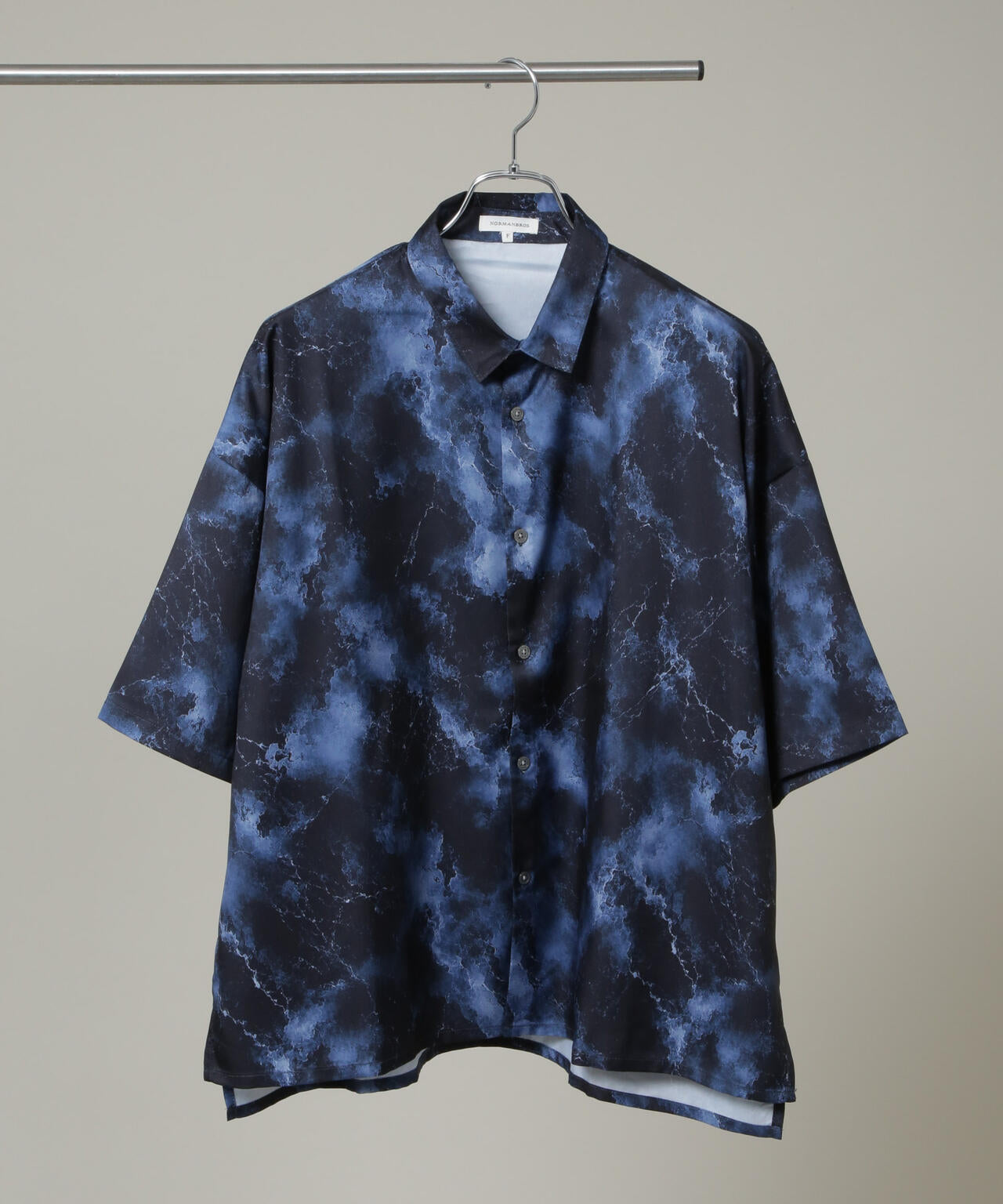 NORMANBROS/ショート丈オーバーサイズ総柄シャツ 半袖