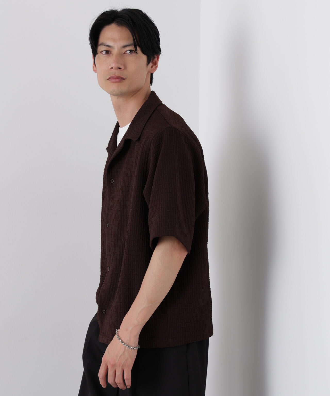 180cm　B:88 W:75 H:92 着用サイズ：L