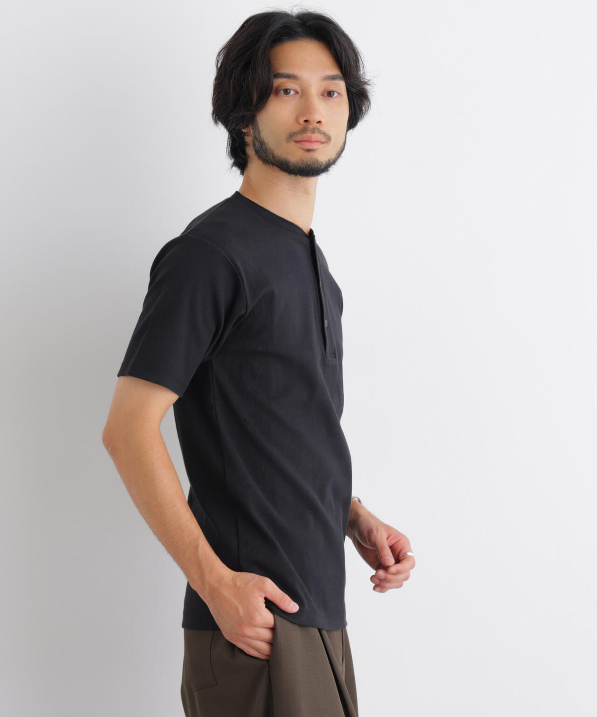 コンパクトヘンリーネックTシャツ 半袖