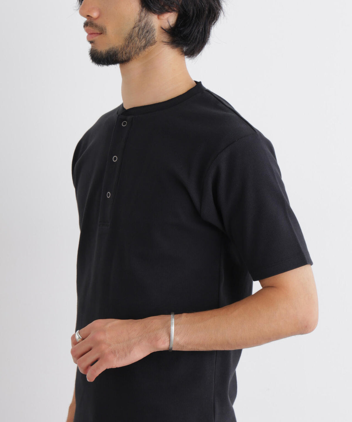 コンパクトヘンリーネックTシャツ 半袖