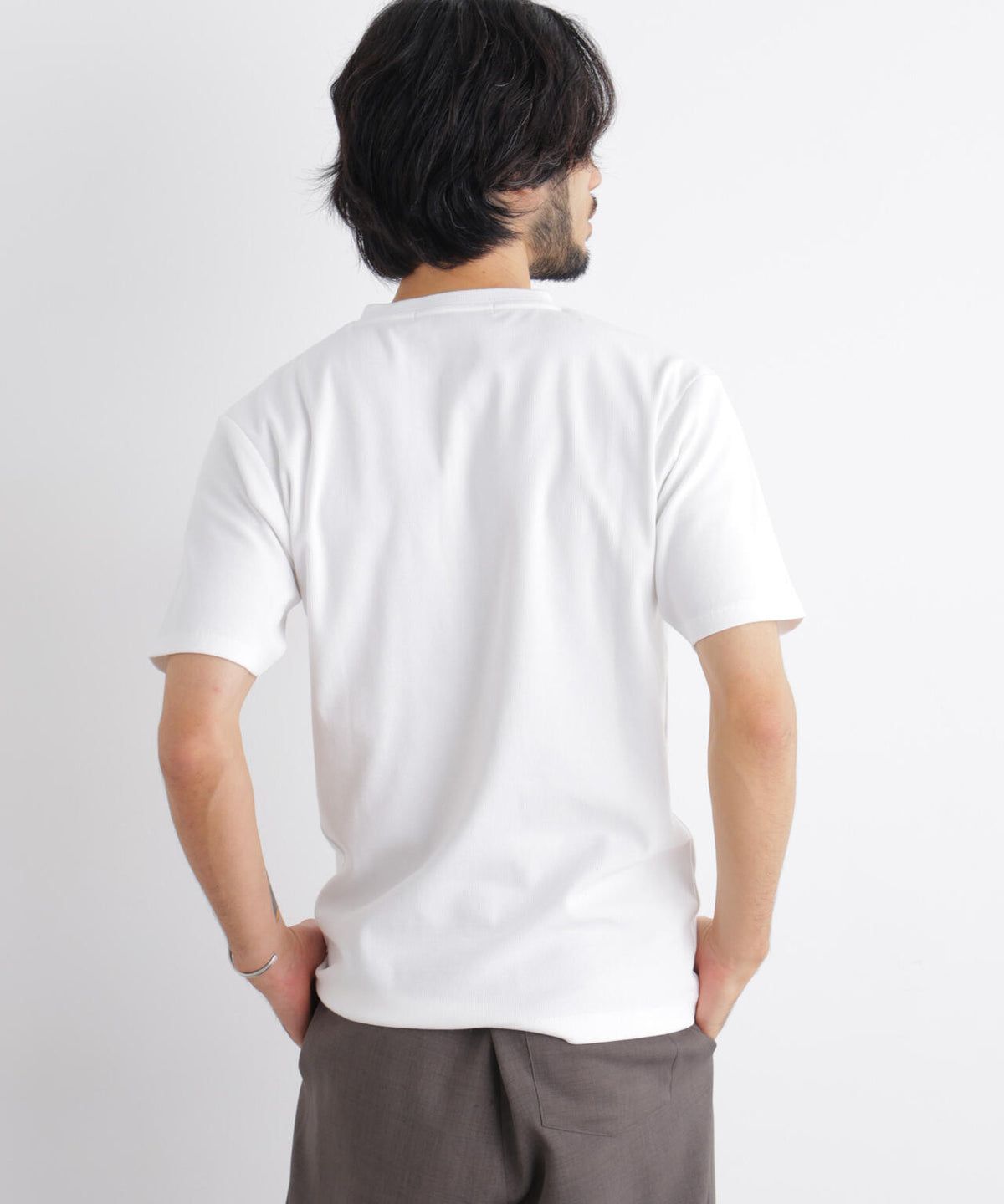 コンパクトヘンリーネックTシャツ 半袖