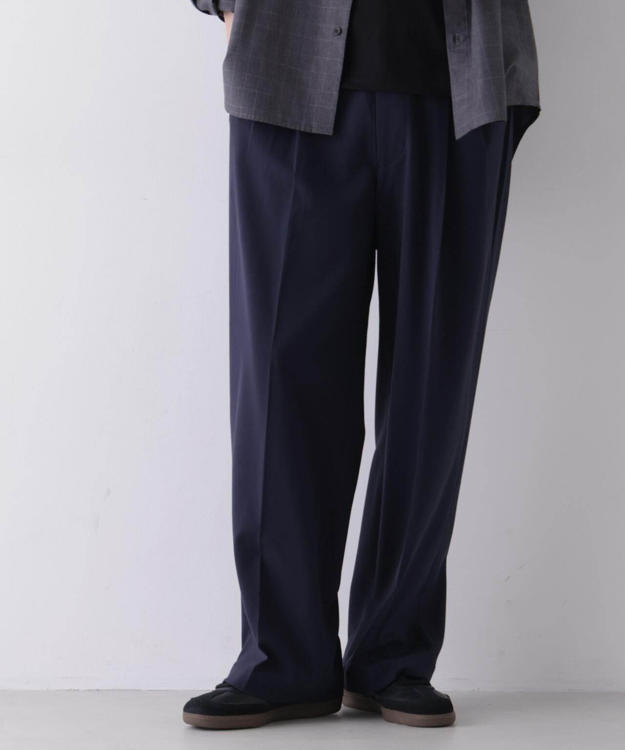 185cm B:92 W:77 H:90 着用サイズ：L