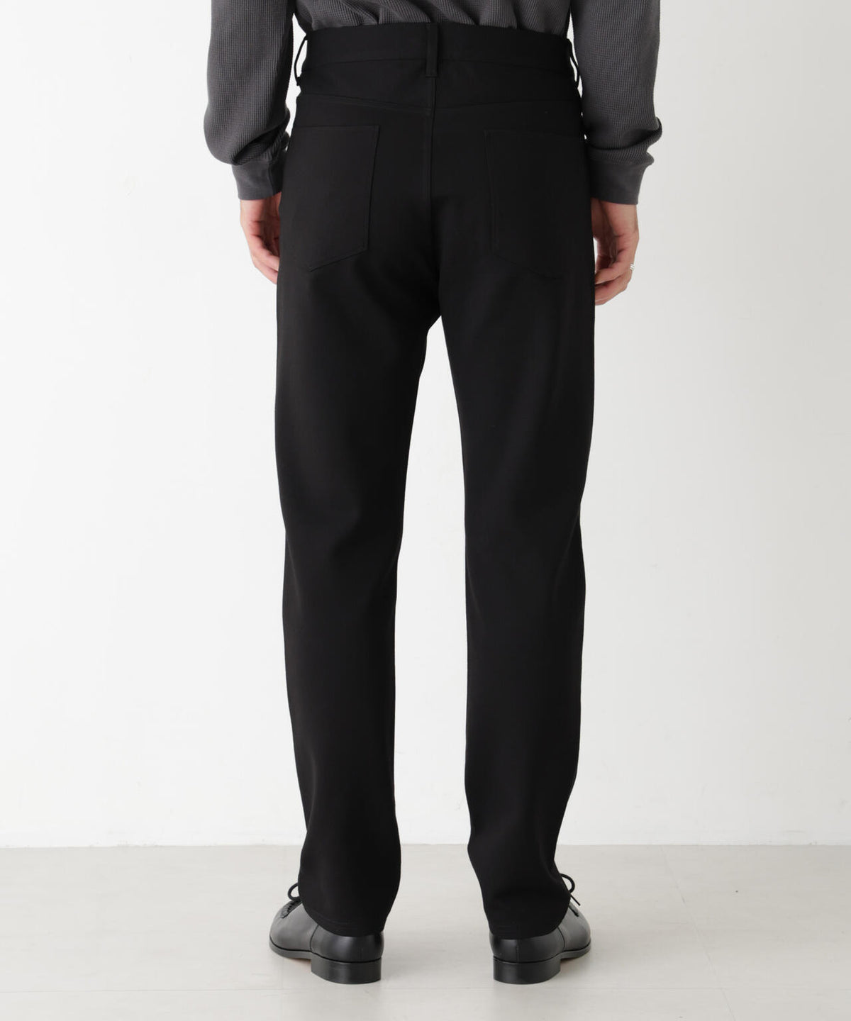 ストレッチ5Pテーパードパンツ