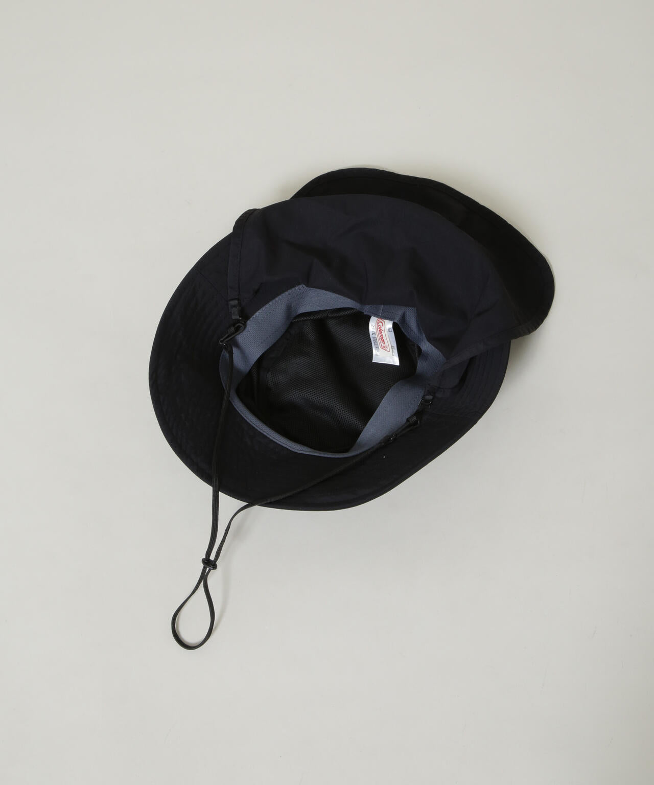 Coleman/タフタシェード付き アドベンチャーハット DARKROOM