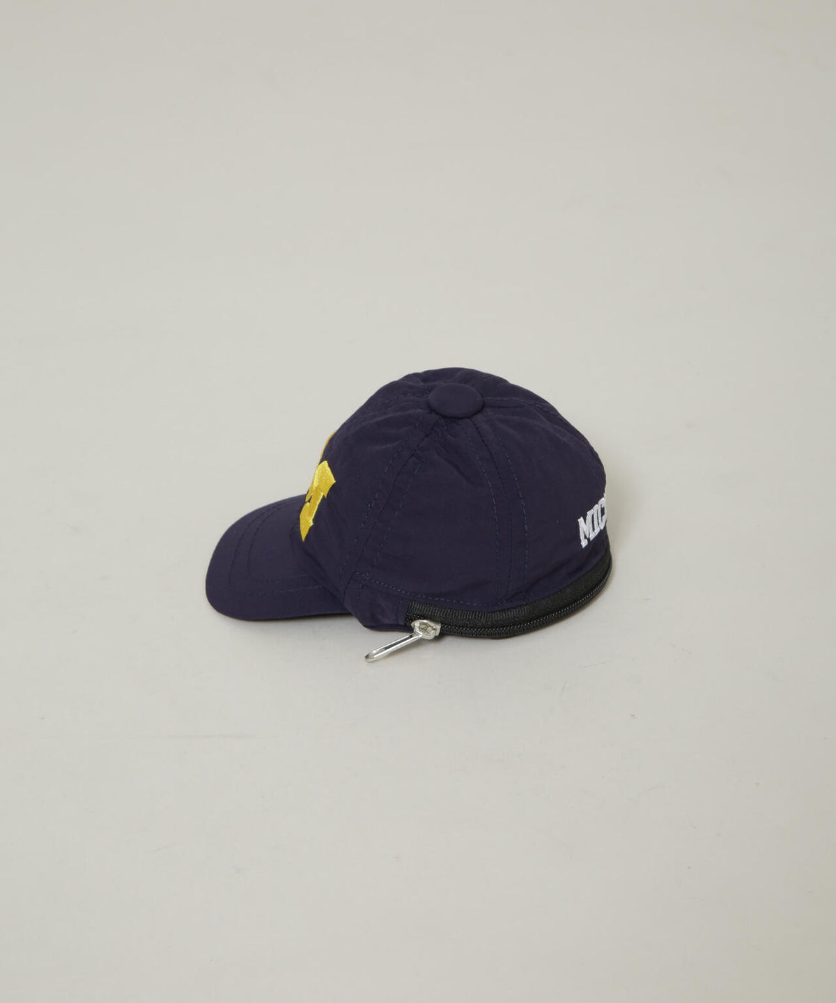 University/MICHIGAN CAP POACH
