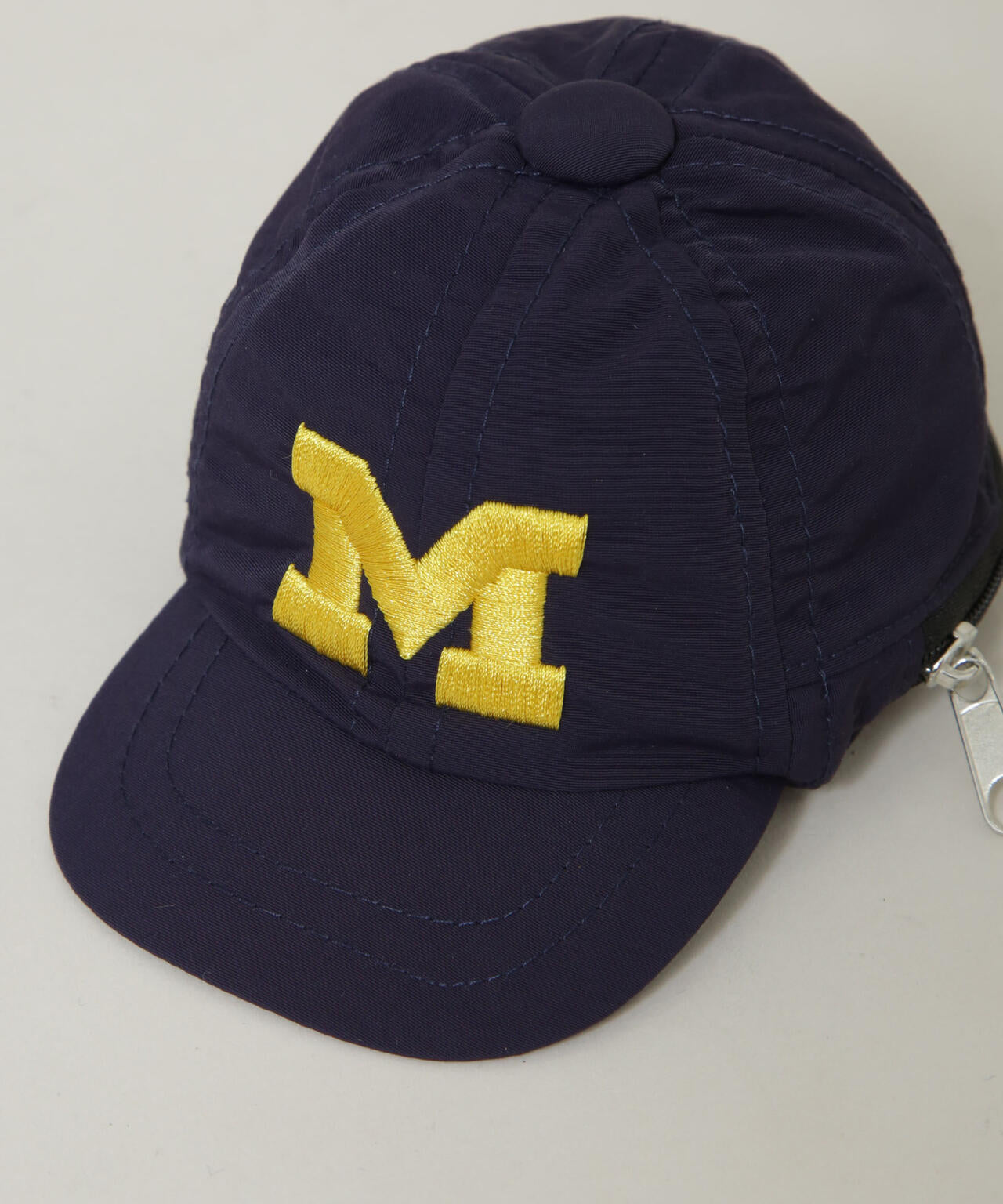 University/MICHIGAN CAP POACH