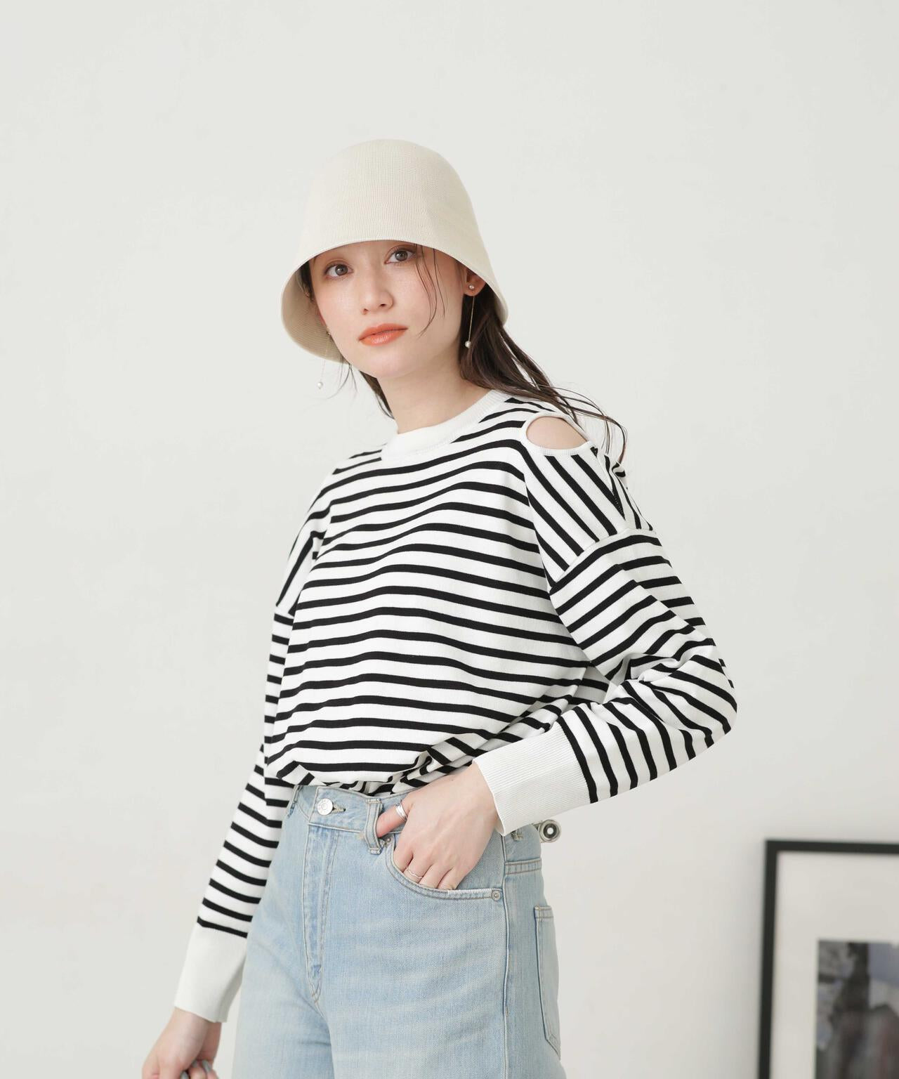 LB.04/ショルダースリットボーダーニット