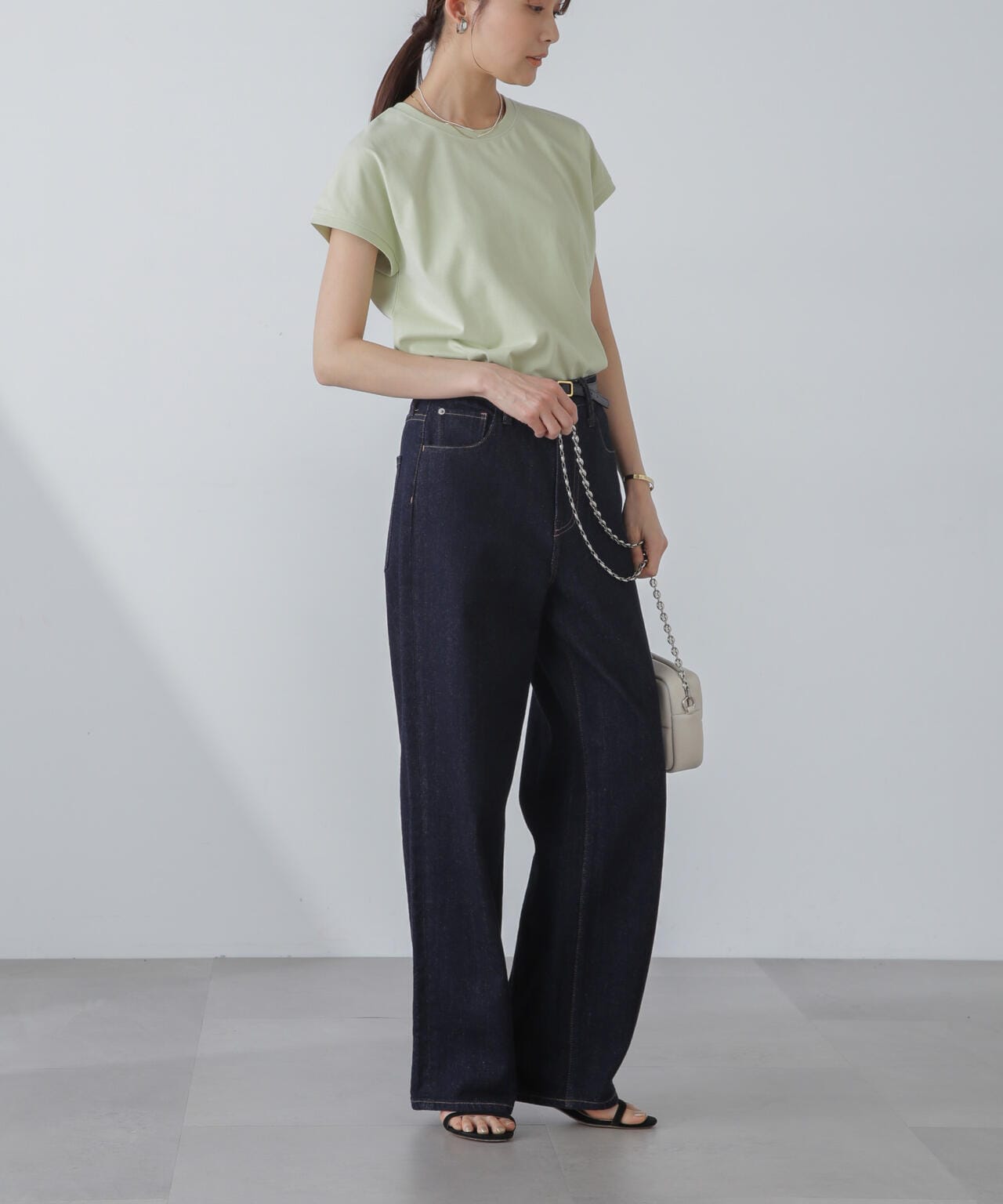 9aa1899c-0a86-50ed-bac1-a96c61f8a3ad_Image