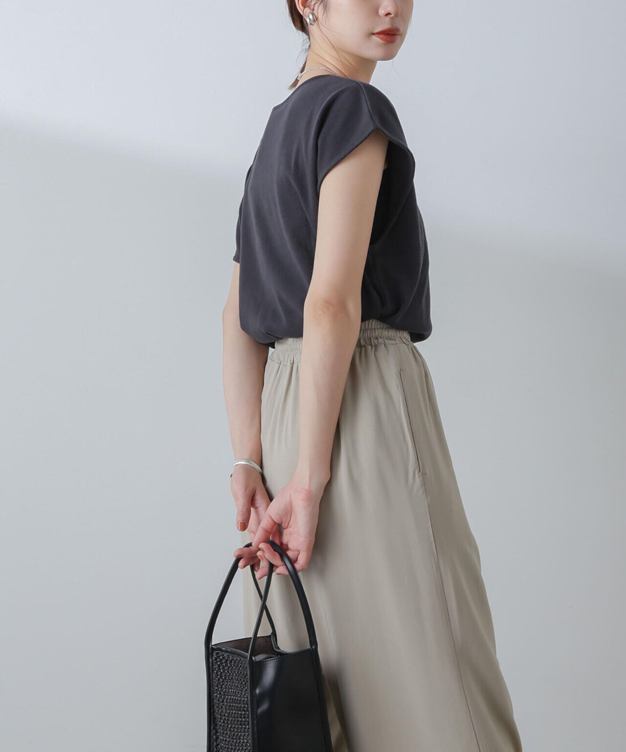 8e93a2fa-de42-5a65-98ff-3a3ed014f405_Image