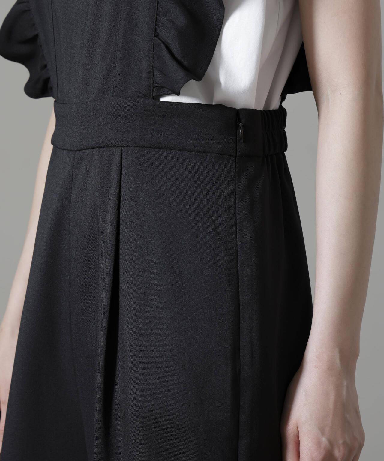 23fb0410-3588-5ecb-a0c1-9c80bfc852e9_Image