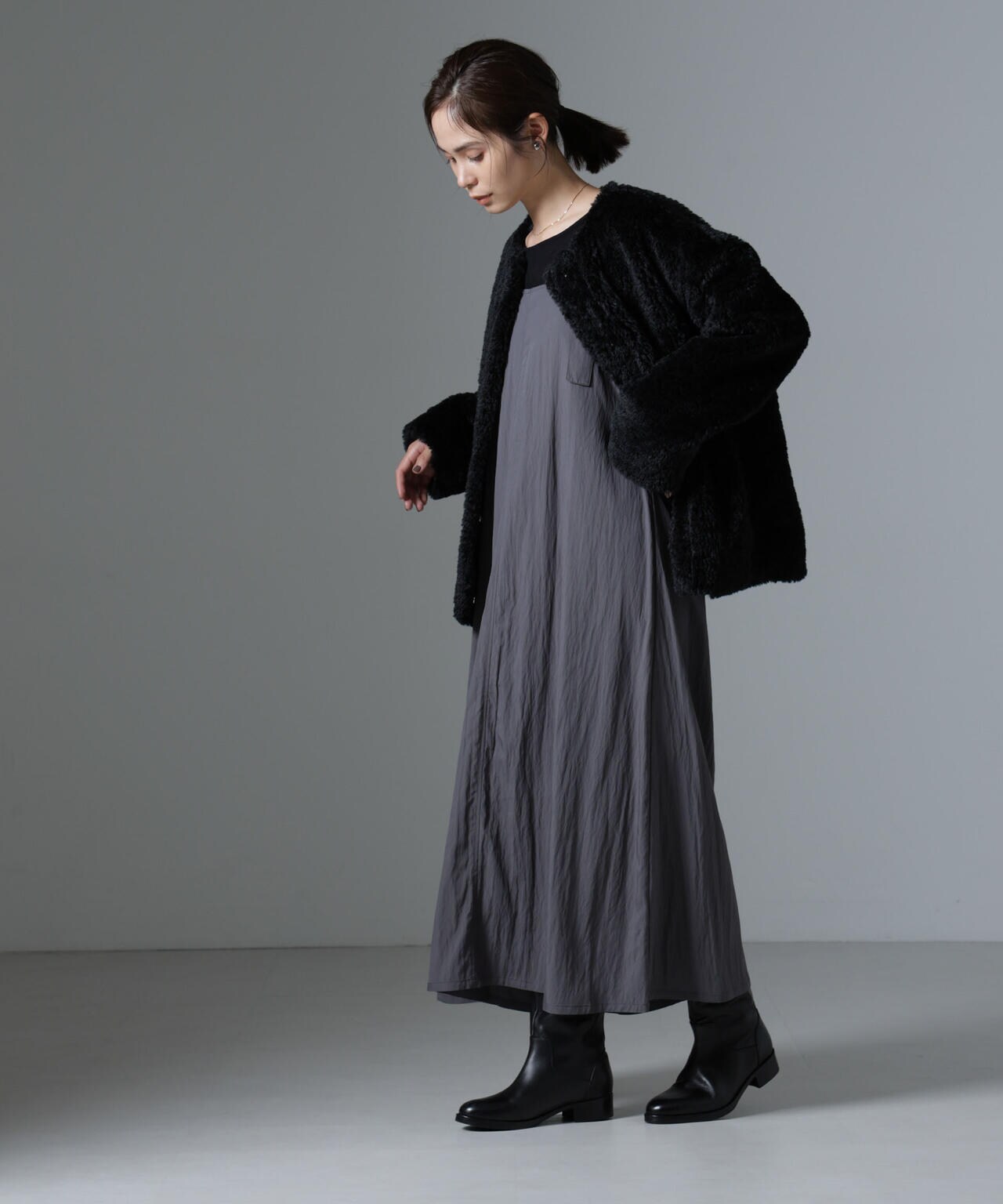 バックルベルトストラップフレアワンピース