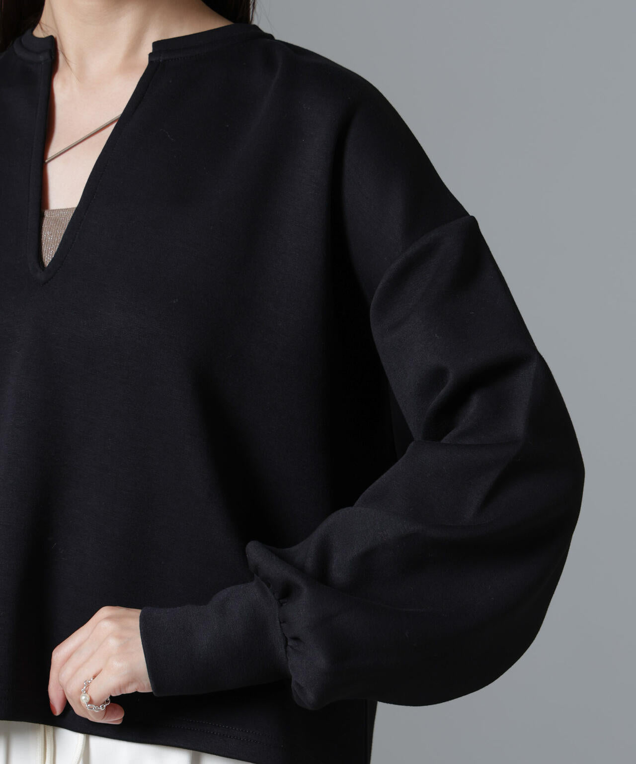 裏起毛ダンボールカットキーネックトップス（セットアップ可） | NANO