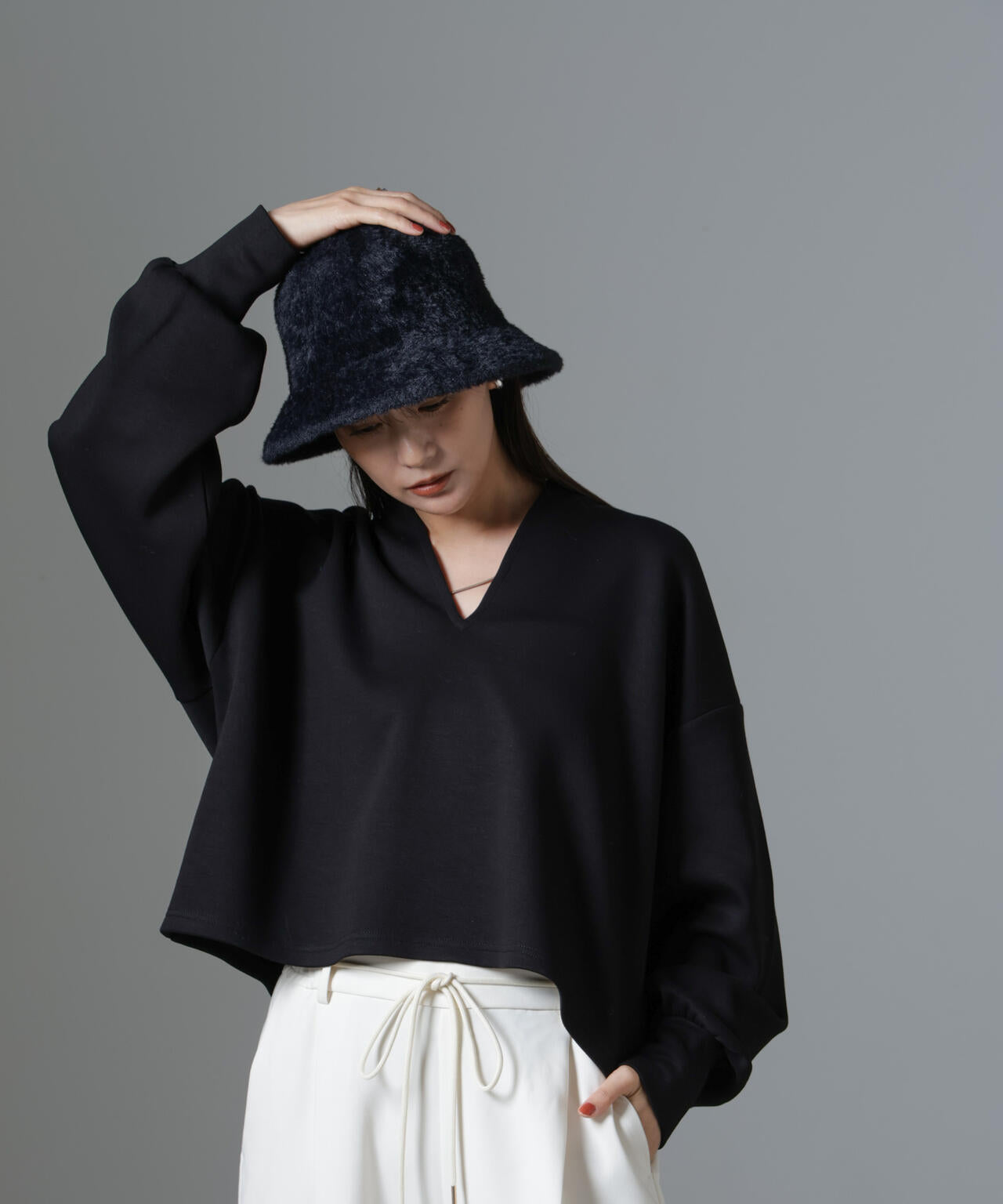 トイガン nao 裏起毛ダンボールカットキーネックトップス（セットアップ可） | NANO