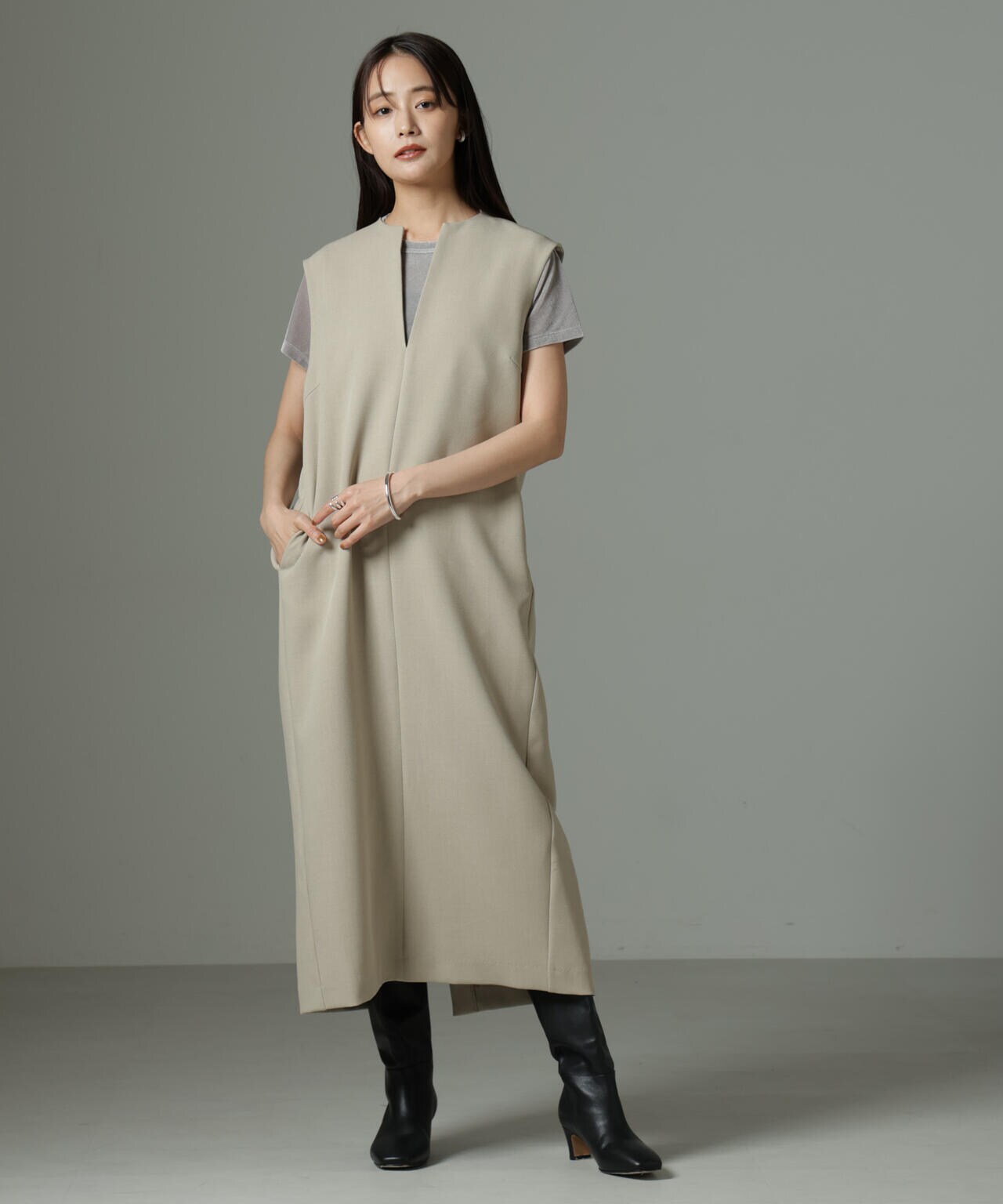 キーネックワンピース | NANO universe（ナノ・ユニバース