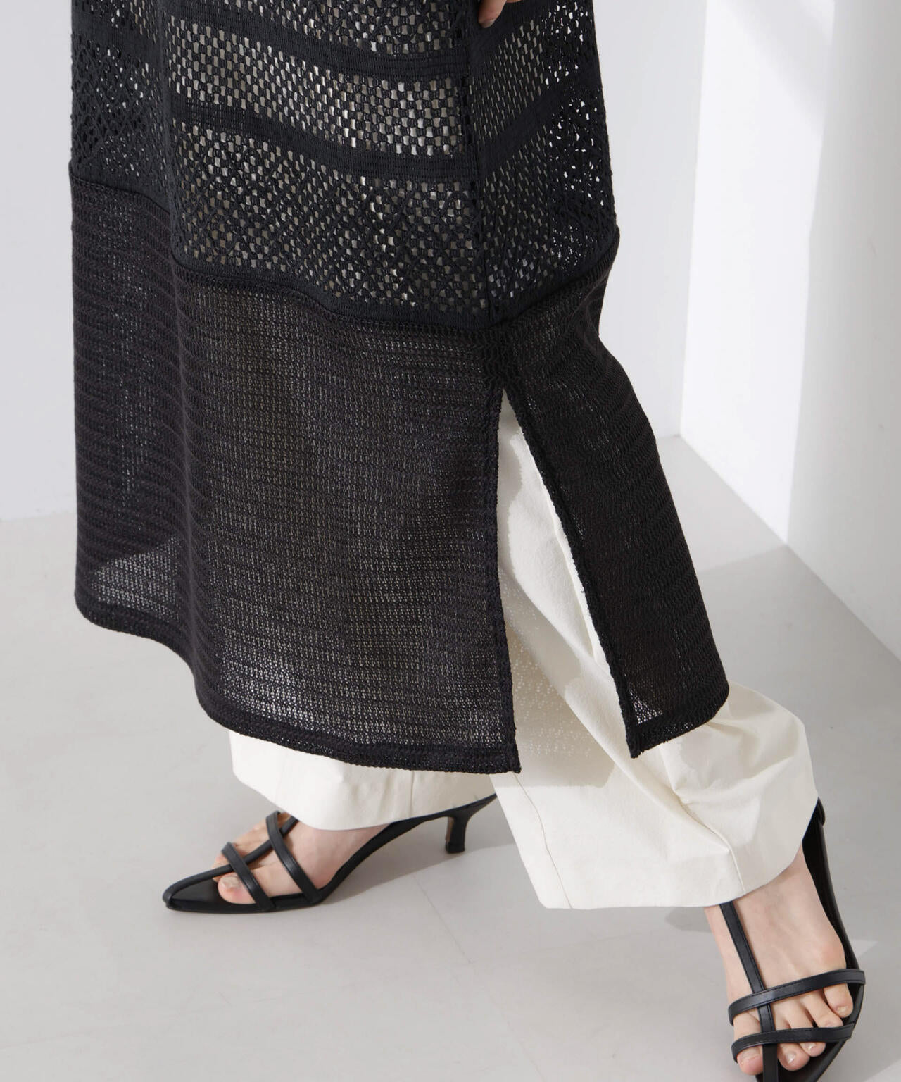 クロシェニット風レースノースリーブワンピース