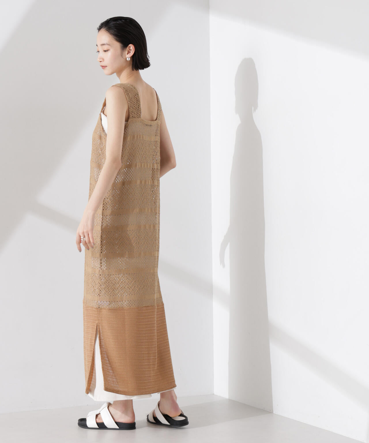 クロシェニット風レースノースリーブワンピース