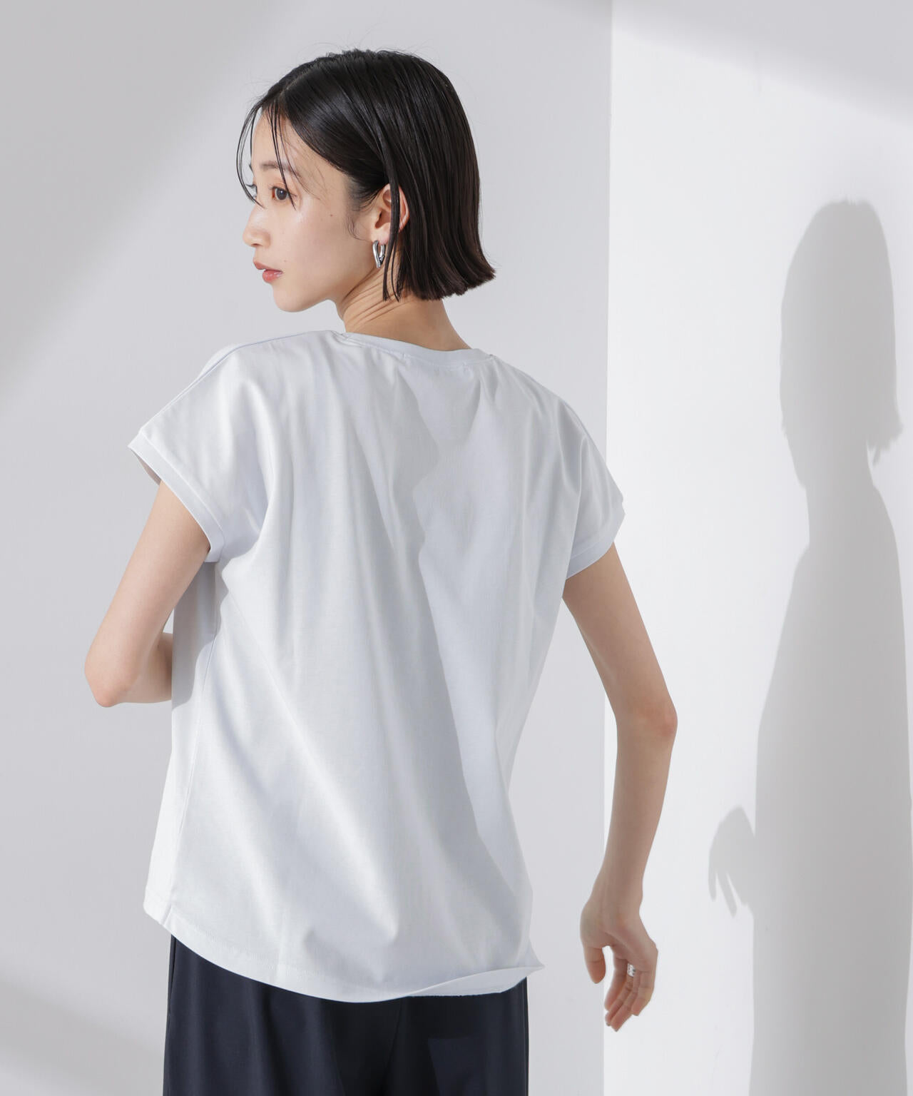 汗染み防止加工接触冷感フレンチスリーブTシャツ | NANO universe