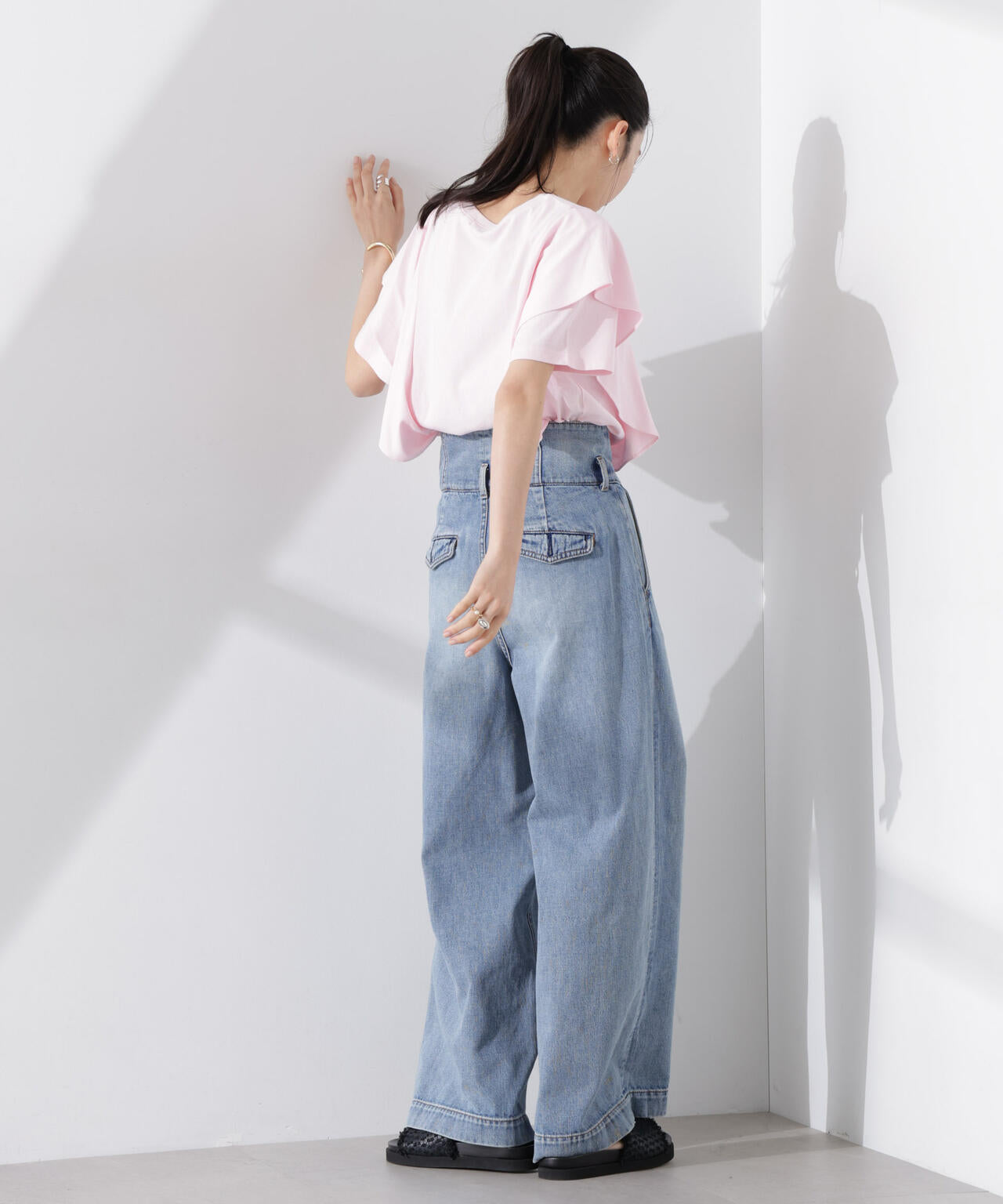 24d441bc-de58-5658-b48a-e34228f3f742_Image