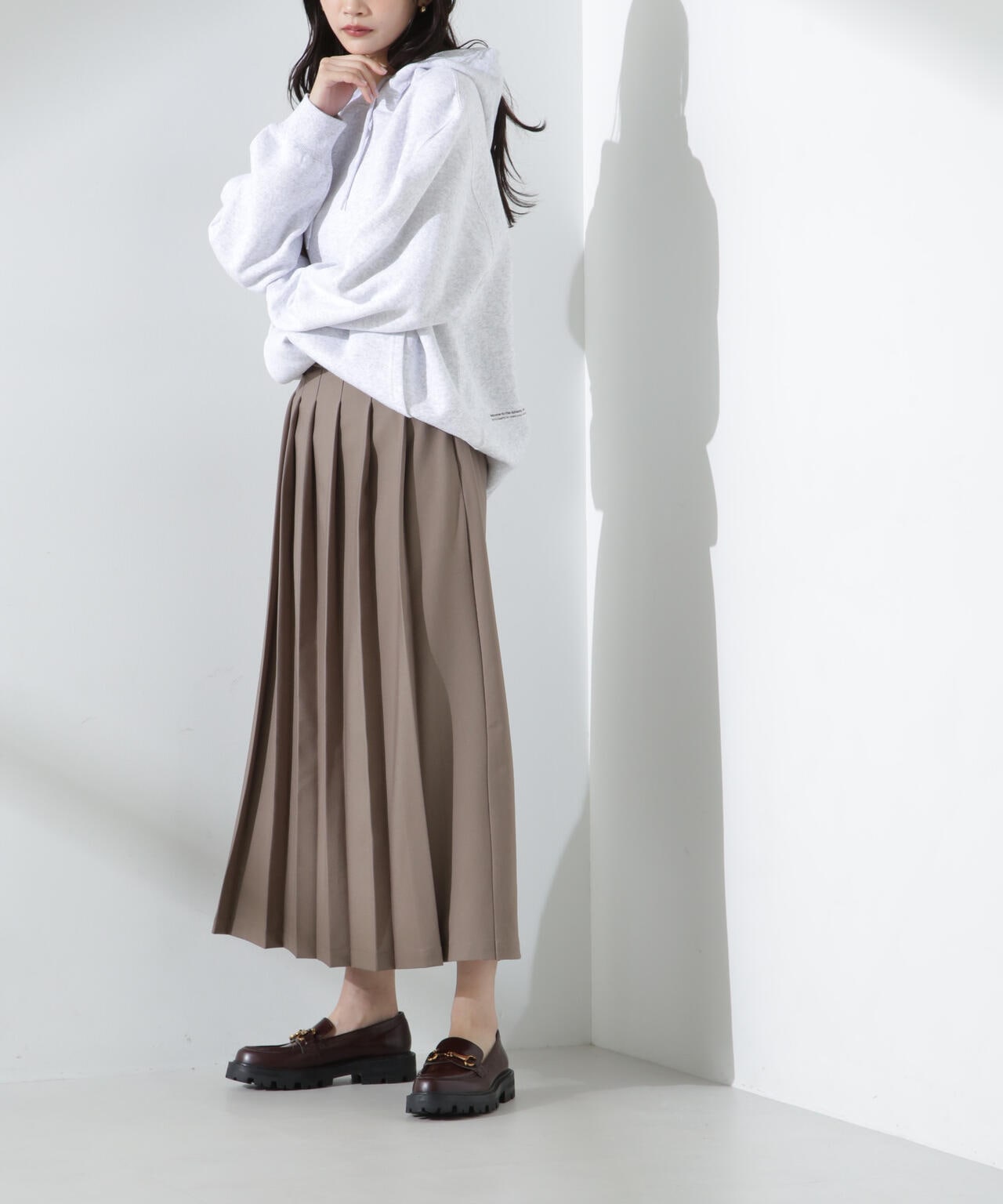 フロントプリーツスカート