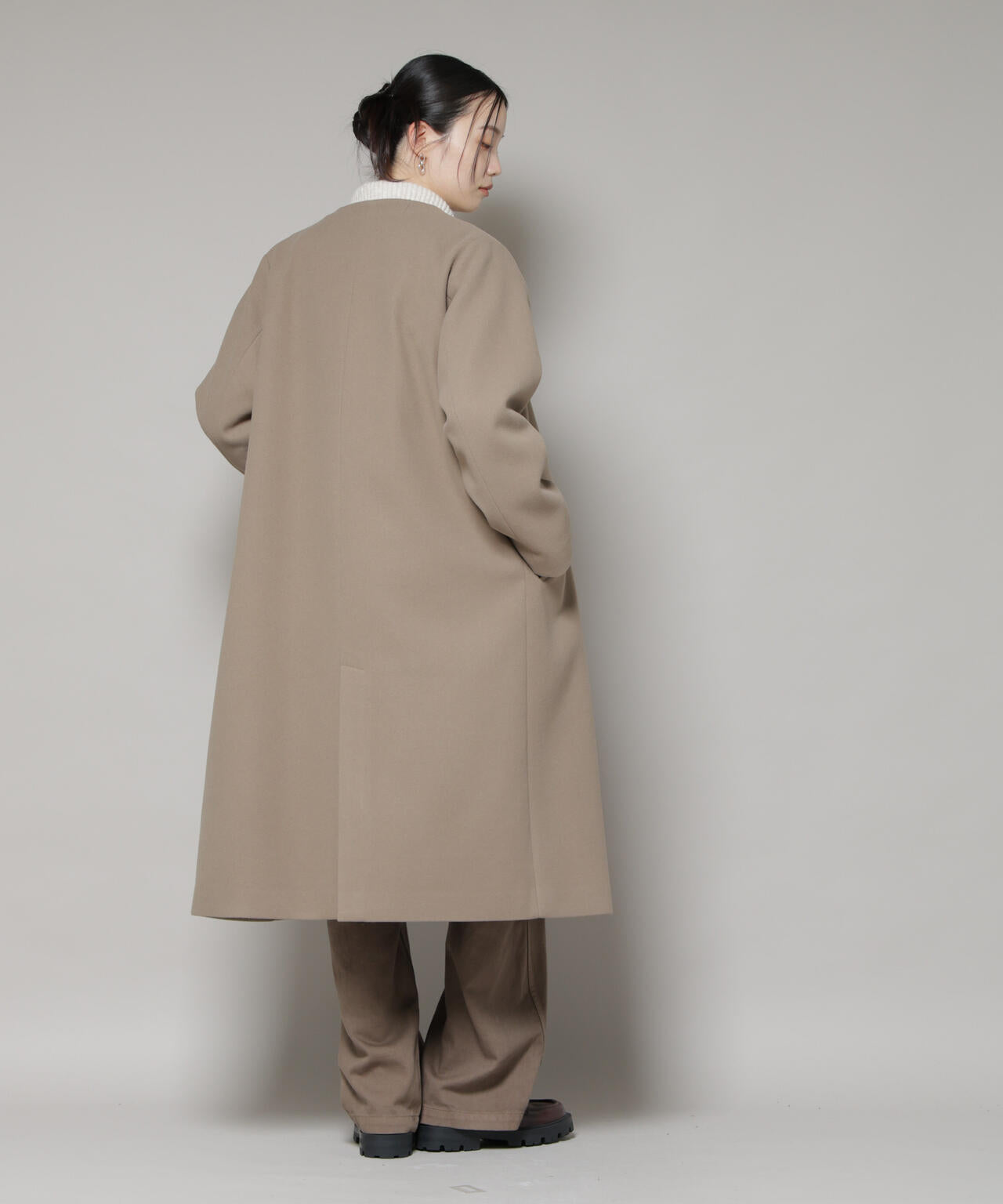 Vネックノーカラーコート | NANO universe（ナノ・ユニバース