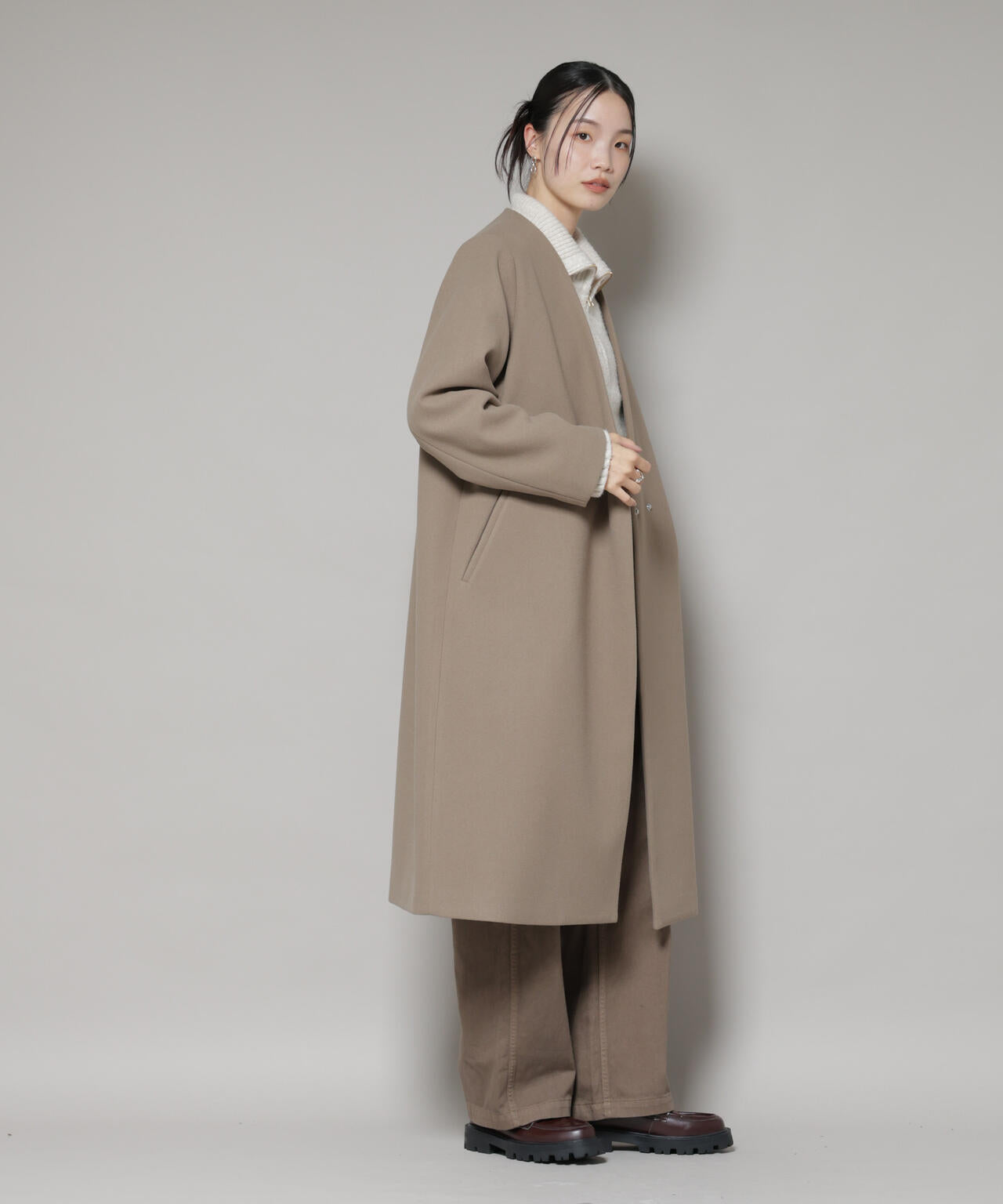 Vネックノーカラーコート | NANO universe（ナノ・ユニバース