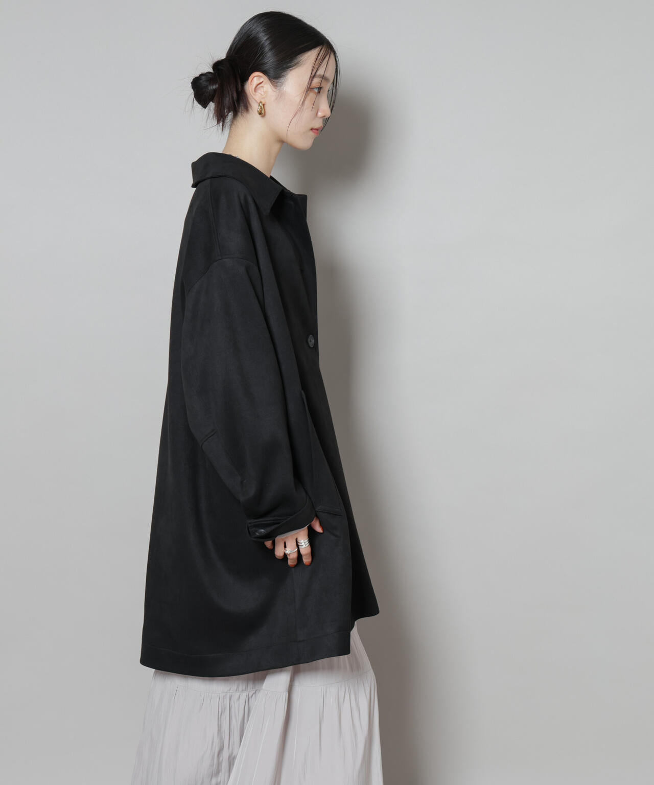 マミ　UNブラック38 フェイクスエードAラインミドルコート | NANO universe（ナノ