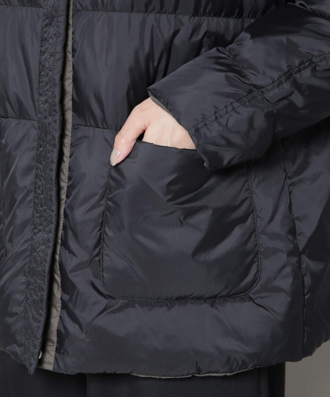 撥水加工ライトダウン リバーシブルノーカラージャケット | NANO