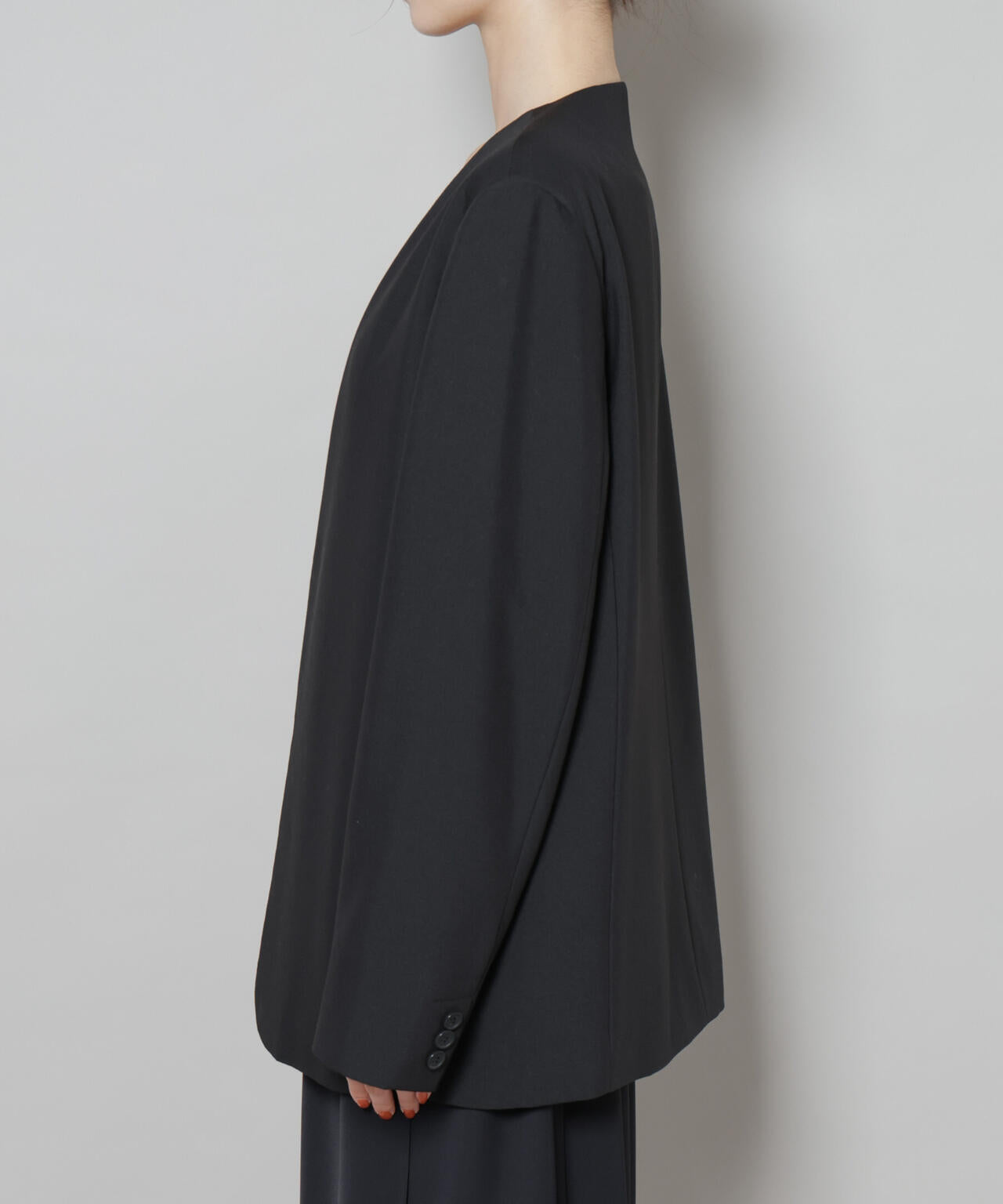 カラーレスワイドショルダージャケット(セットアップ可) | NANO